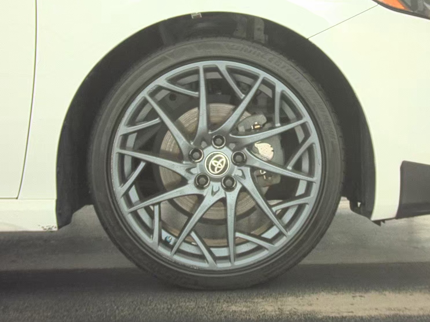 2025 Toyota Camry SE FWD