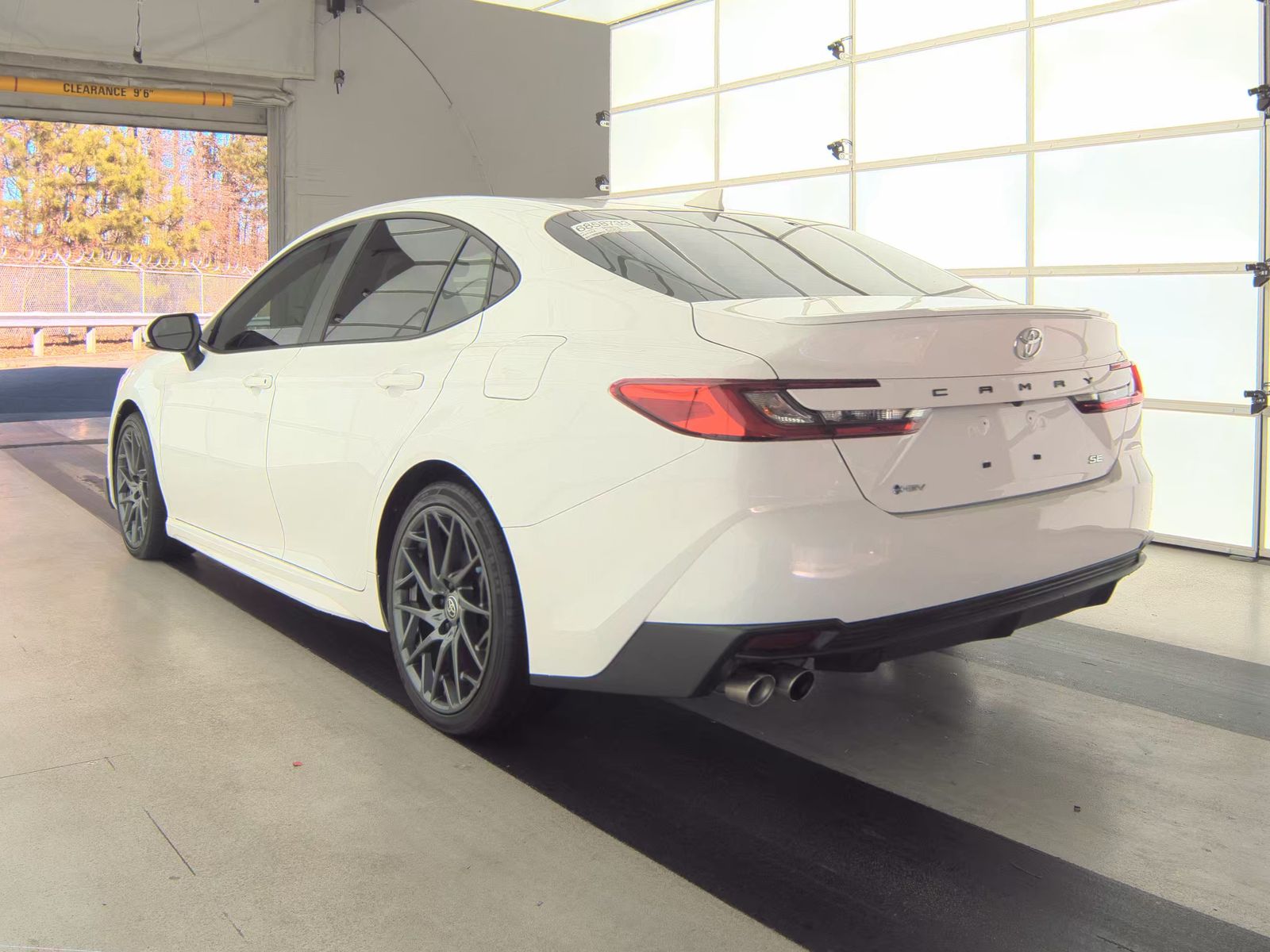 2025 Toyota Camry SE FWD