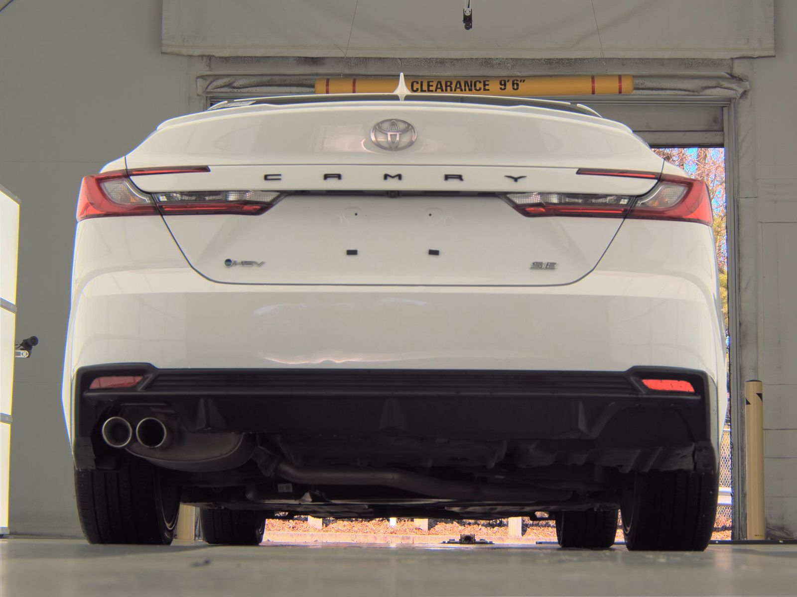 2025 Toyota Camry SE FWD