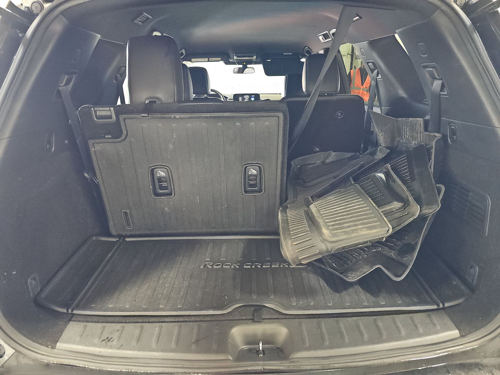 2024 Nissan Pathfinder Rock Creek AWD