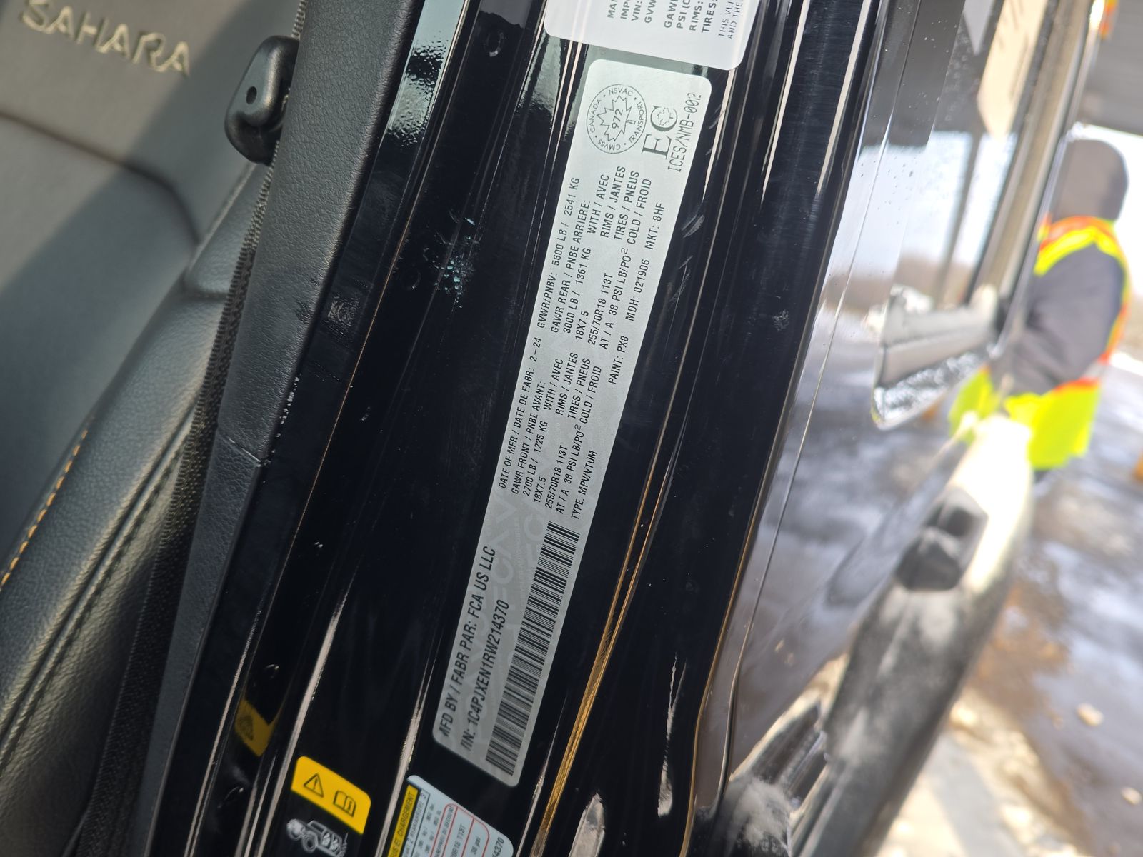 2024 Jeep Wrangler Sahara AWD