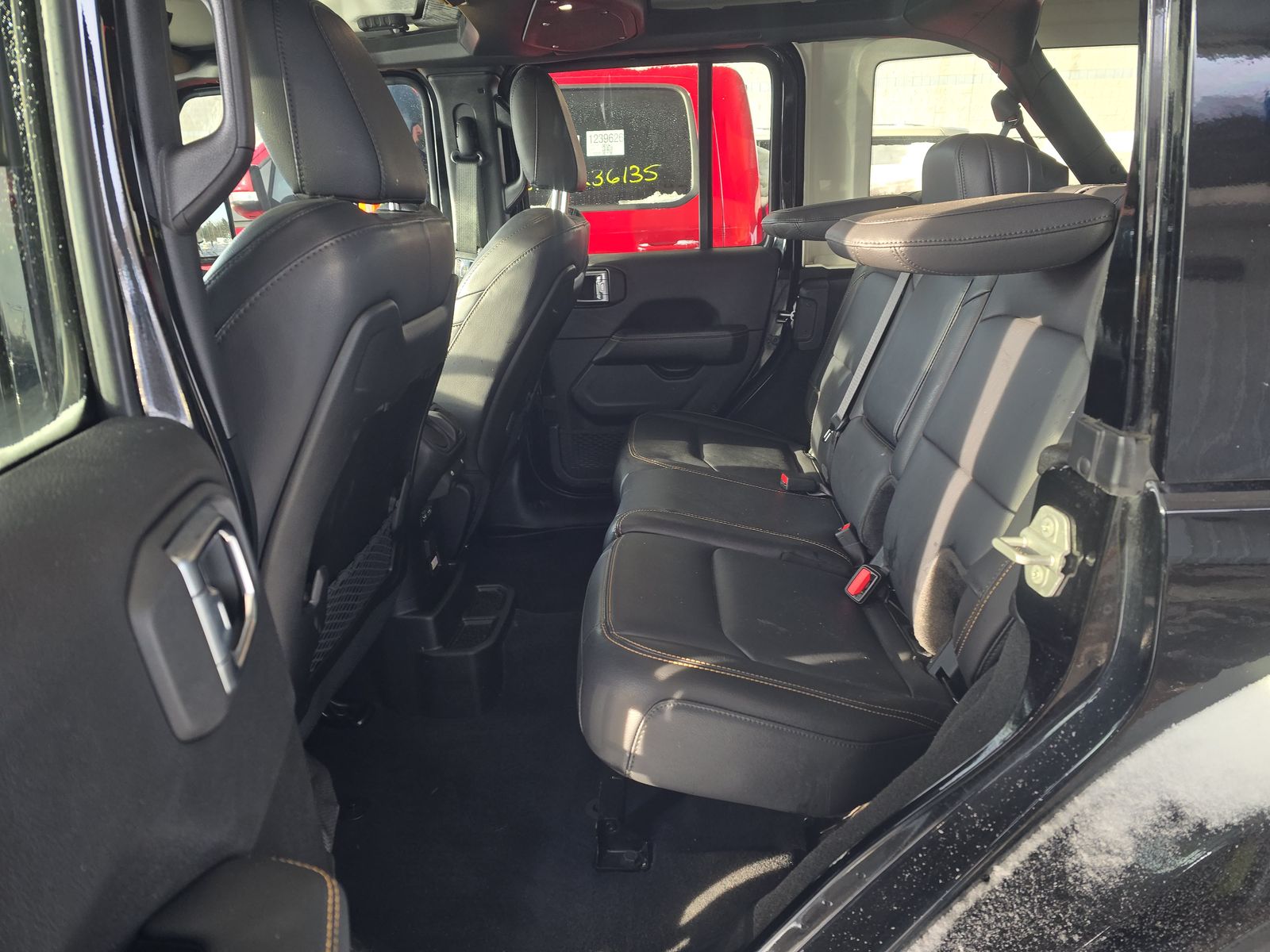 2024 Jeep Wrangler Sahara AWD