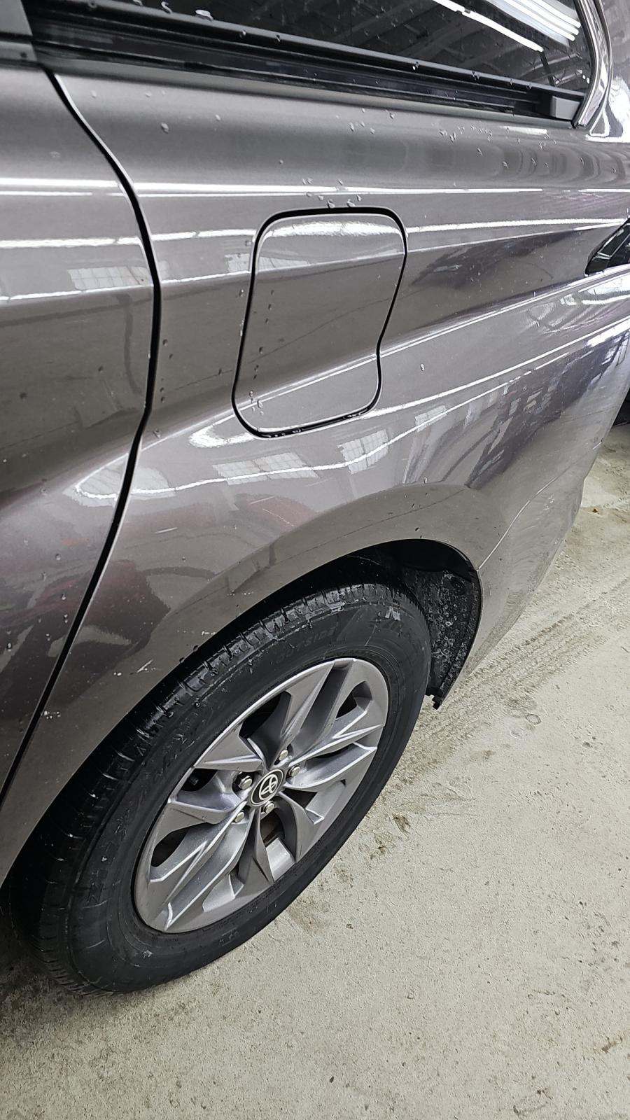 2024 Toyota Sienna LE FWD