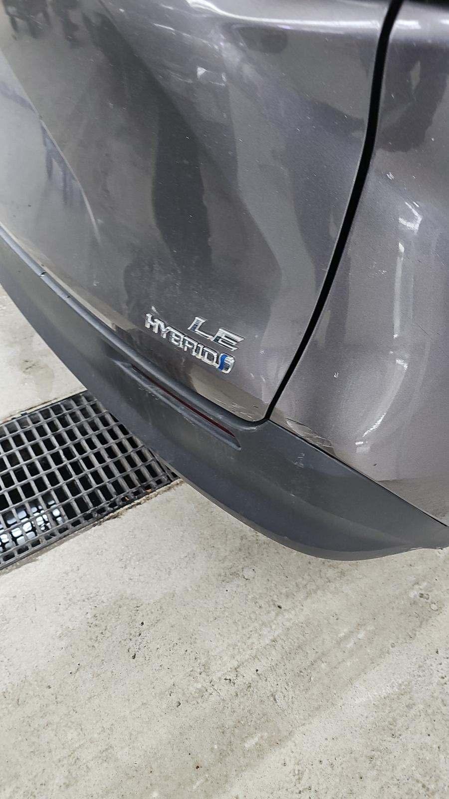 2024 Toyota Sienna LE FWD