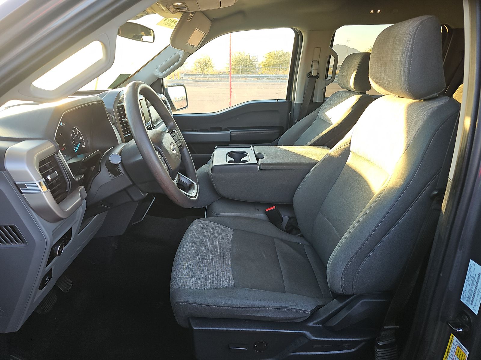 2023 Ford F-150 XLT RWD