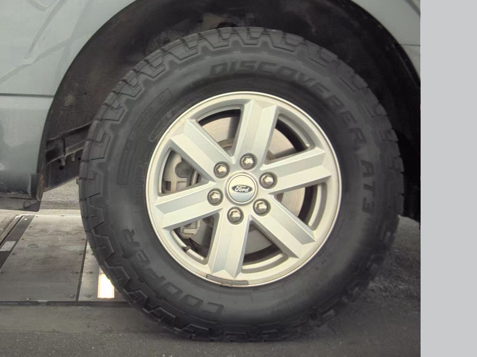 2023 Ford F-150 XLT RWD