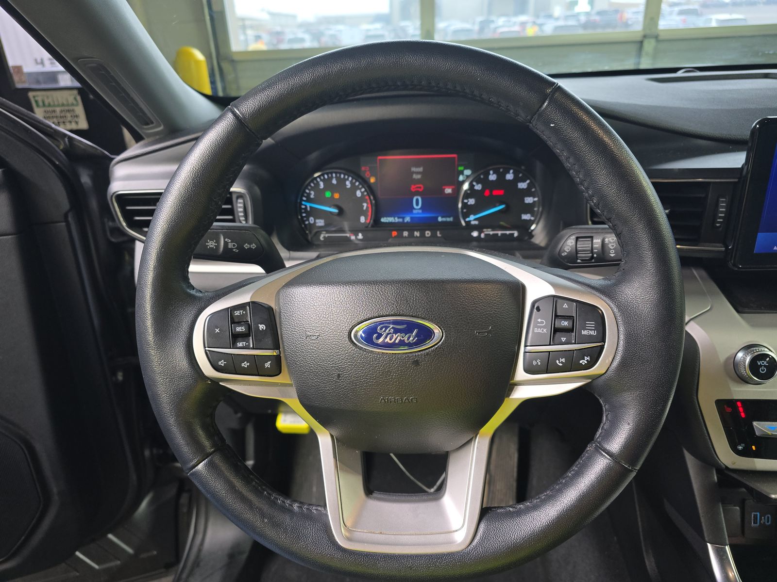 2023 Ford Explorer XLT AWD