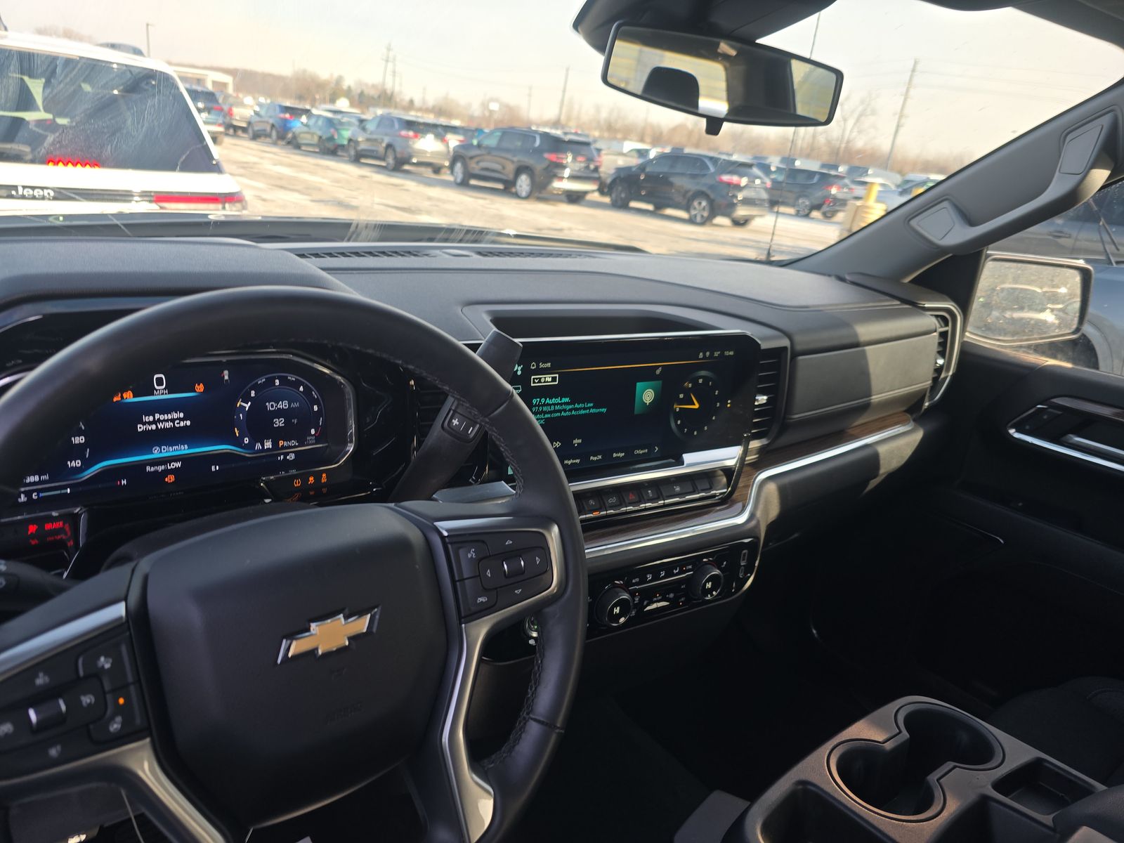 2024 Chevrolet Silverado 1500 LT AWD