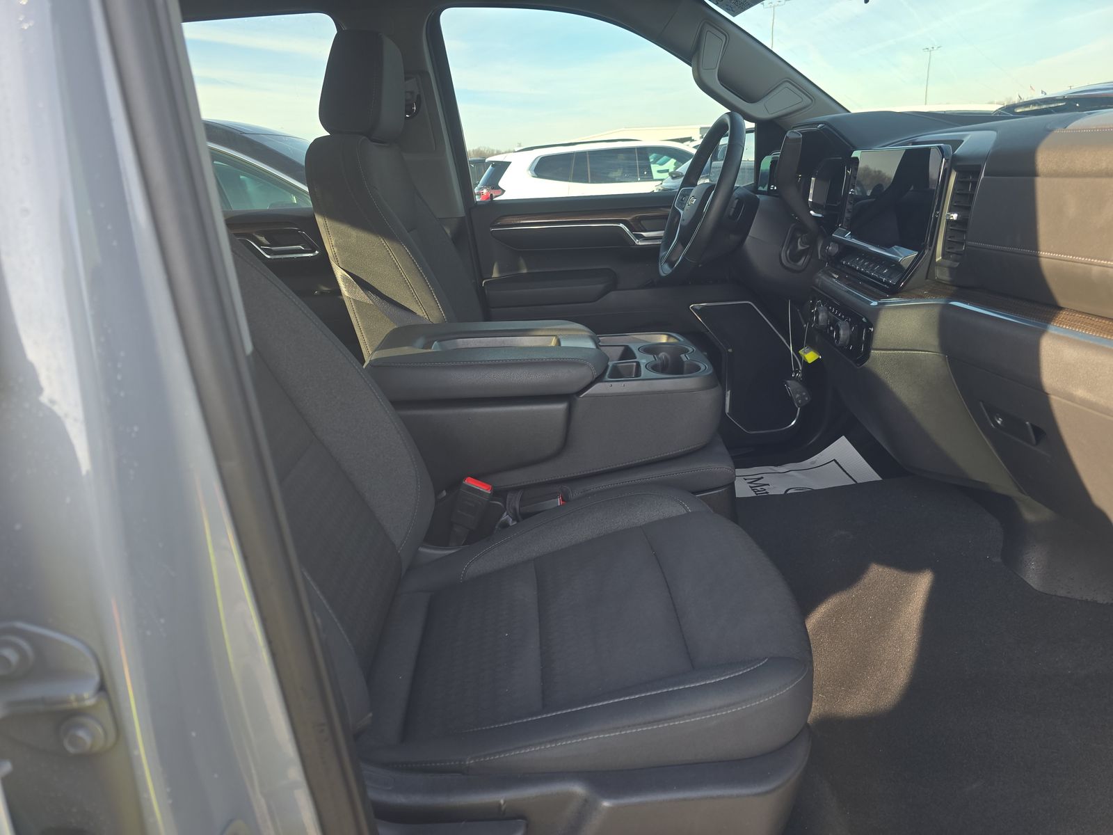 2024 Chevrolet Silverado 1500 LT AWD