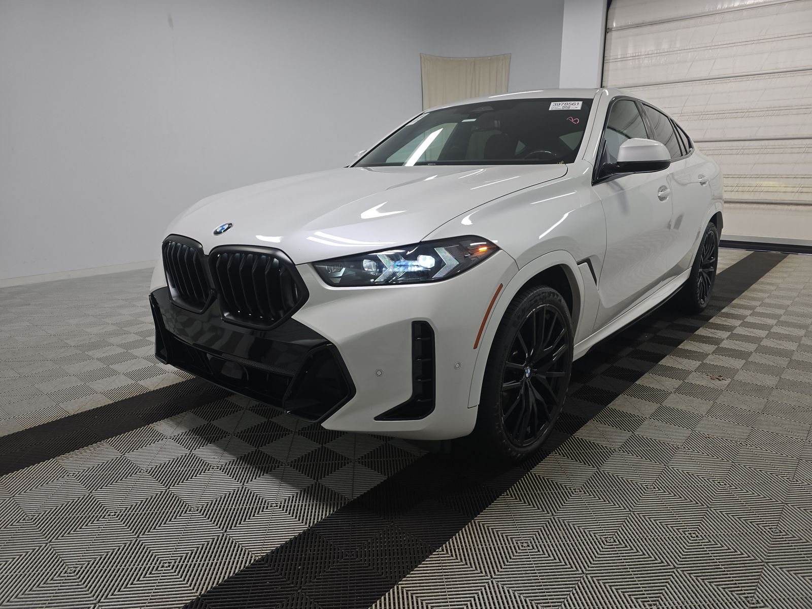 2024 BMW X6 xDrive40i AWD