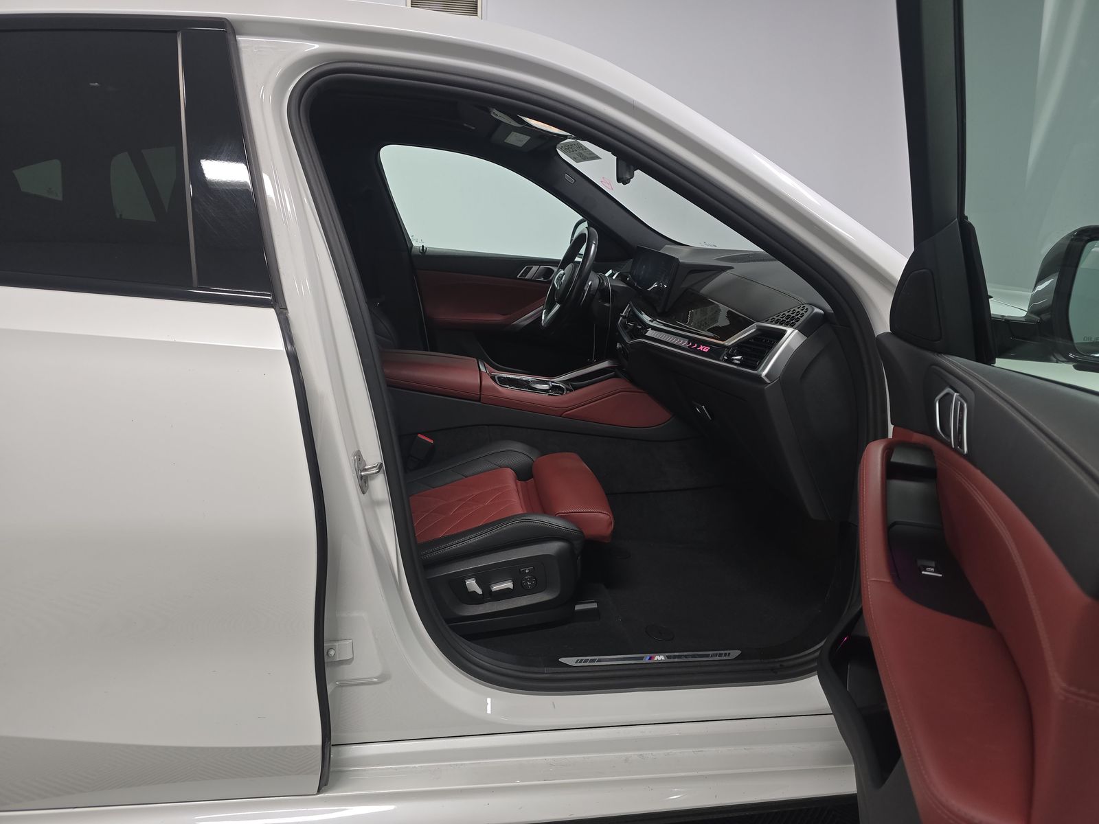 2024 BMW X6 xDrive40i AWD