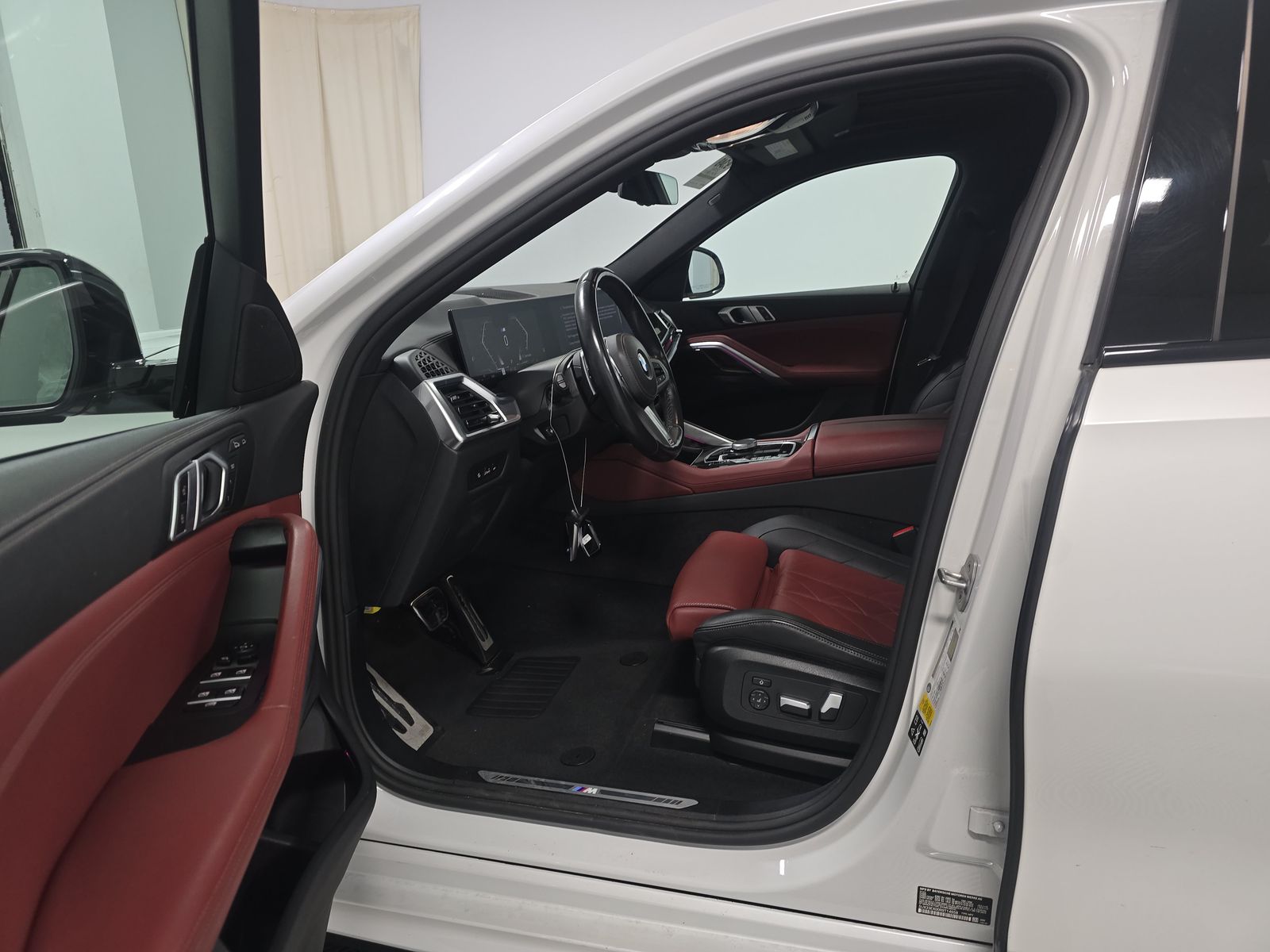 2024 BMW X6 xDrive40i AWD