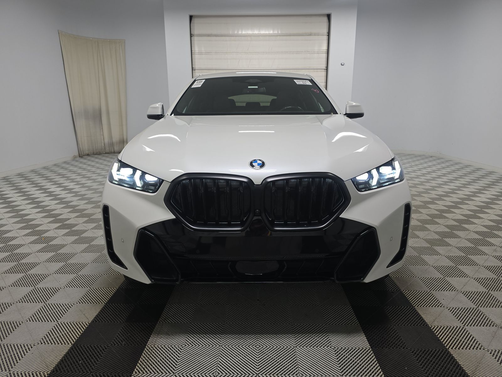 2024 BMW X6 xDrive40i AWD