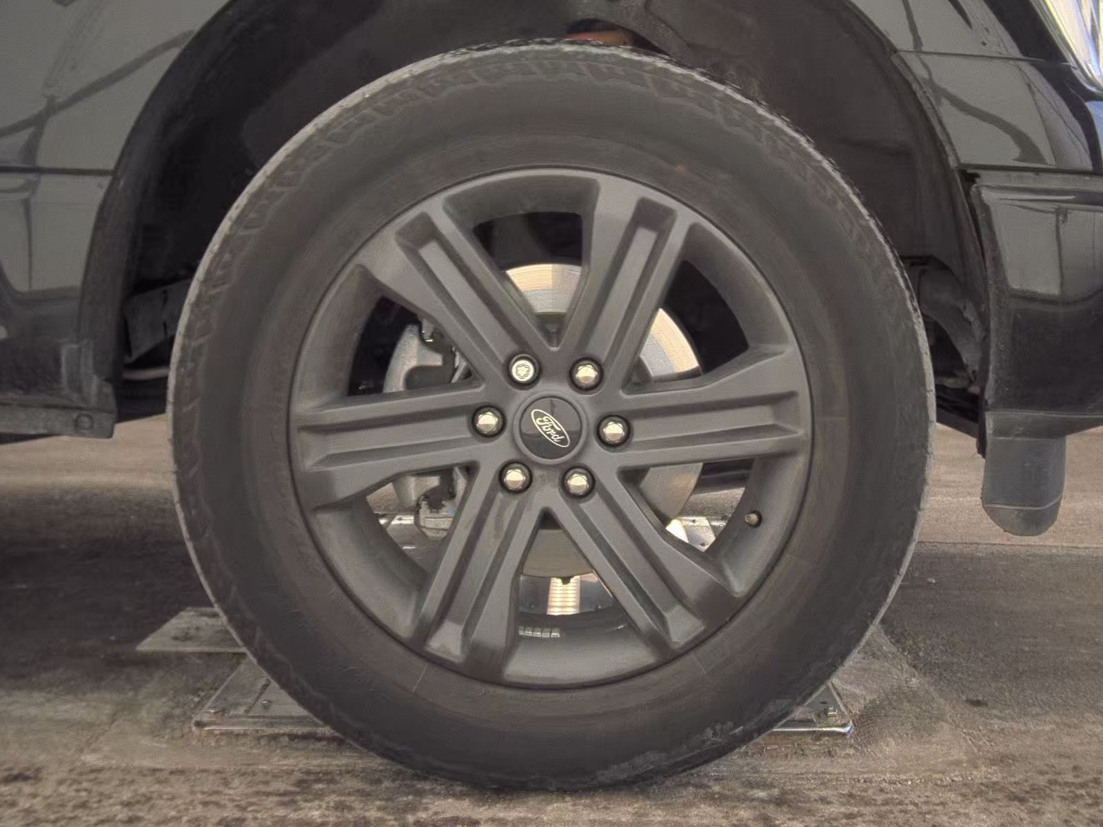 2023 Ford F-150 Hybrid Lariat AWD