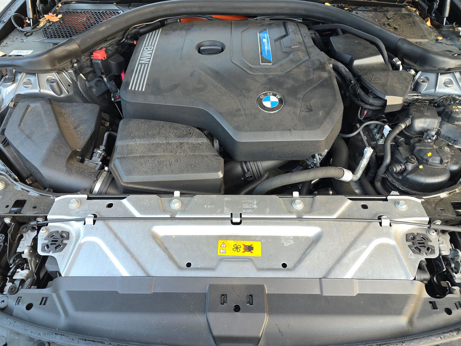 2023 BMW 3 Series 330e RWD