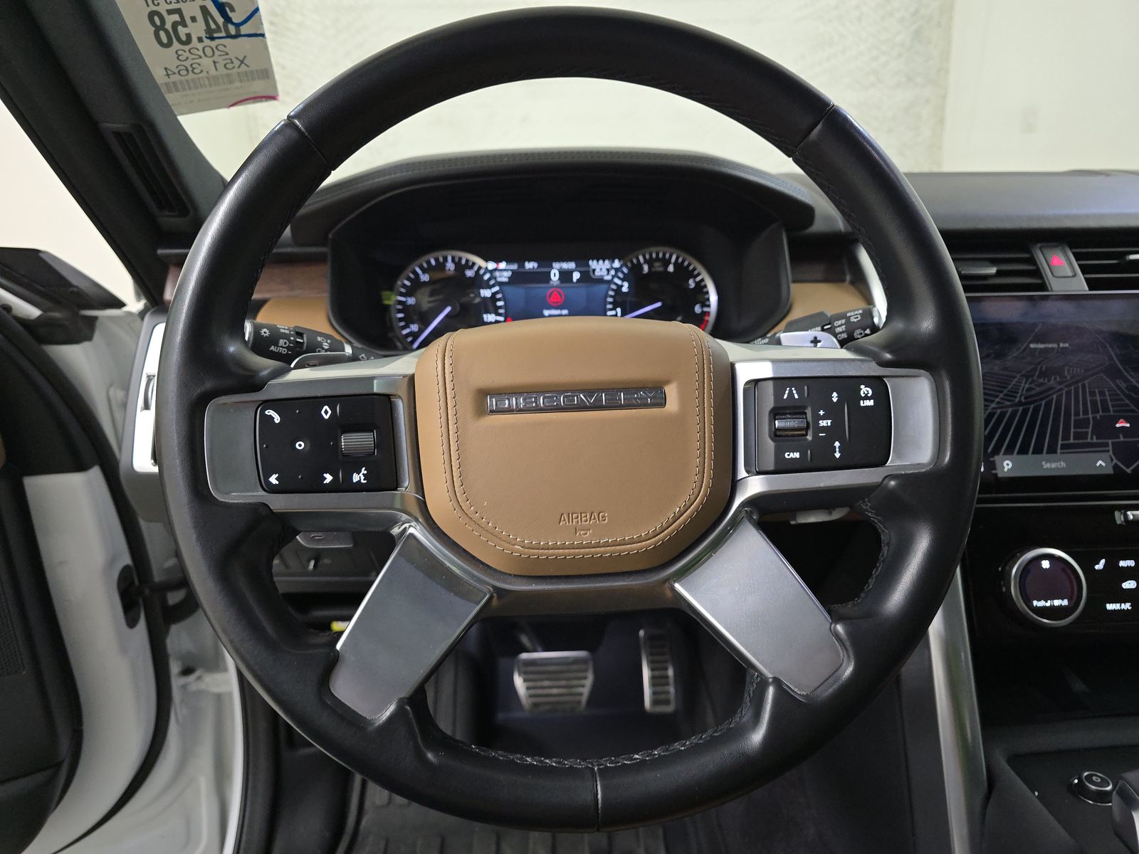 2023 Land Rover Discovery R-Dynamic HSE AWD