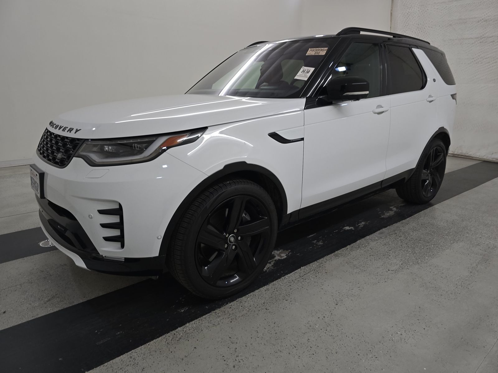 2023 Land Rover Discovery R-Dynamic HSE AWD