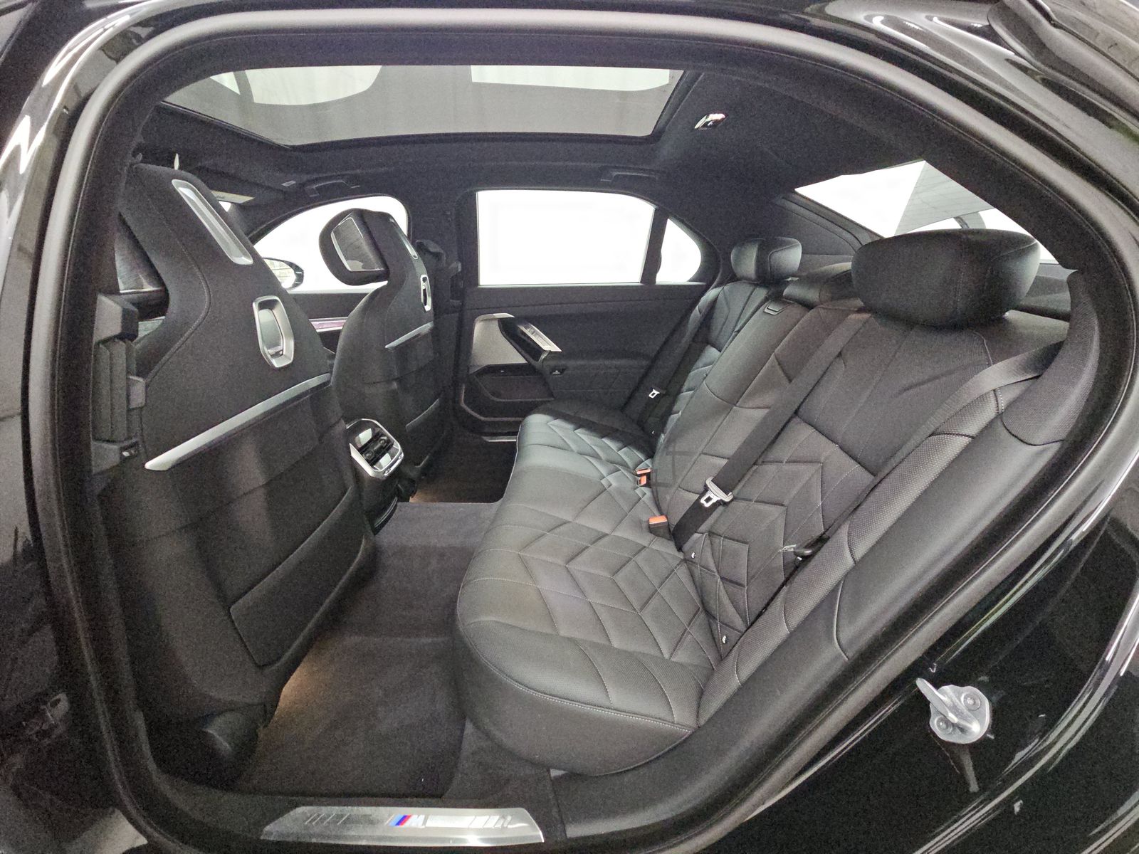 2023 BMW 7 Series 760i xDrive AWD