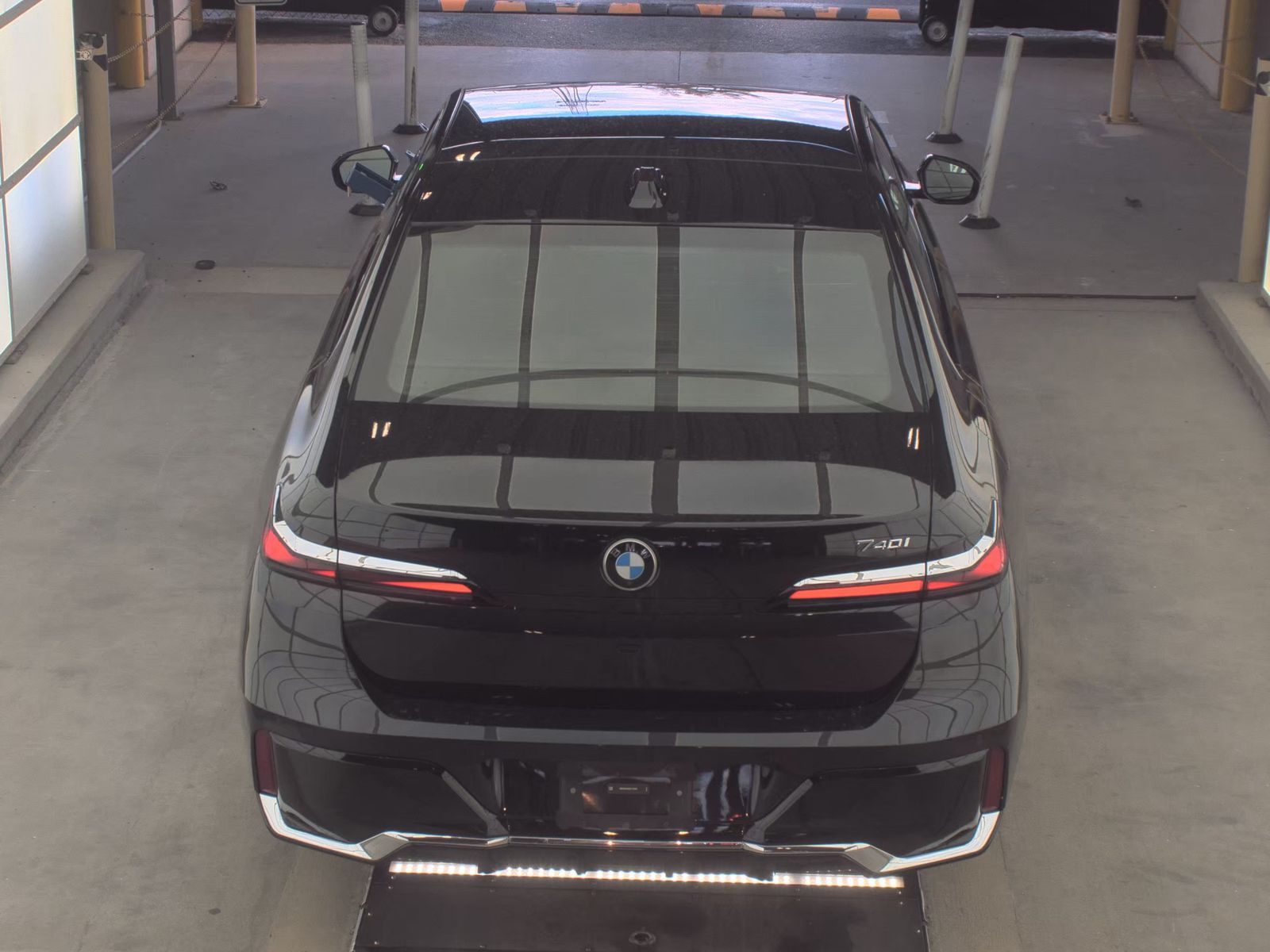 2025 BMW 7 Series 740i RWD