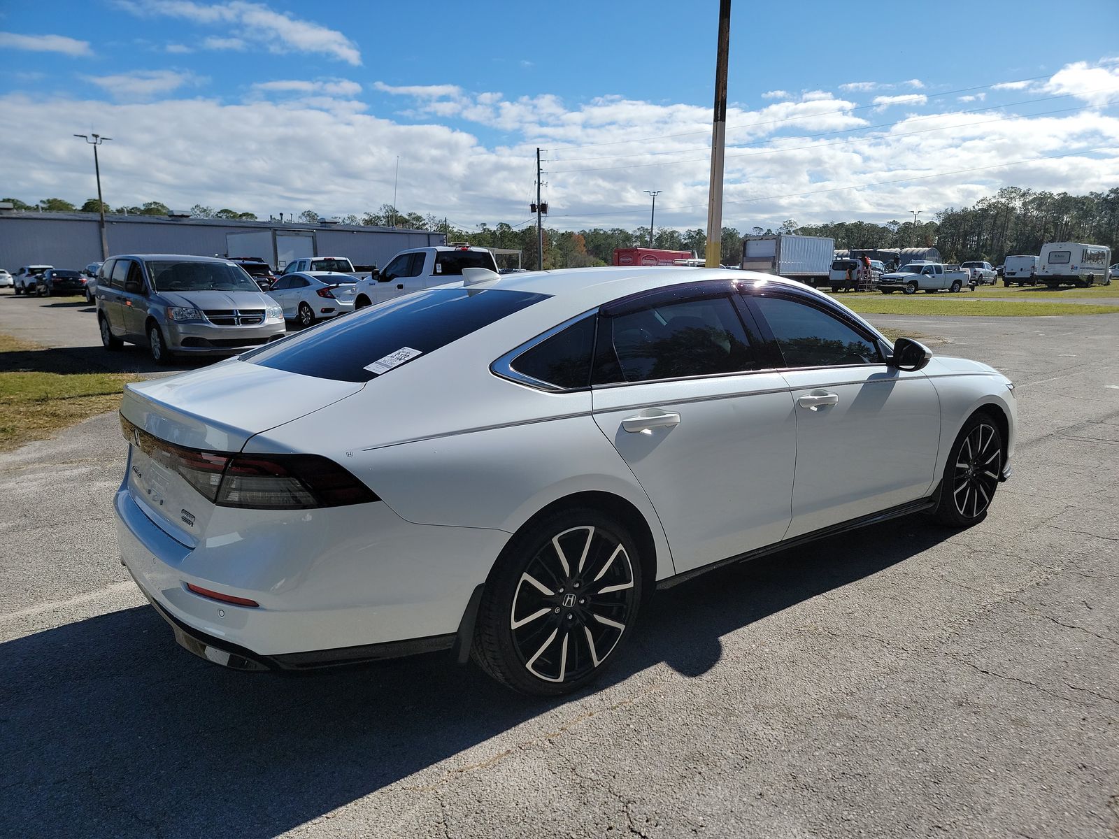 2023 Honda Accord Hybrid Touring FWD