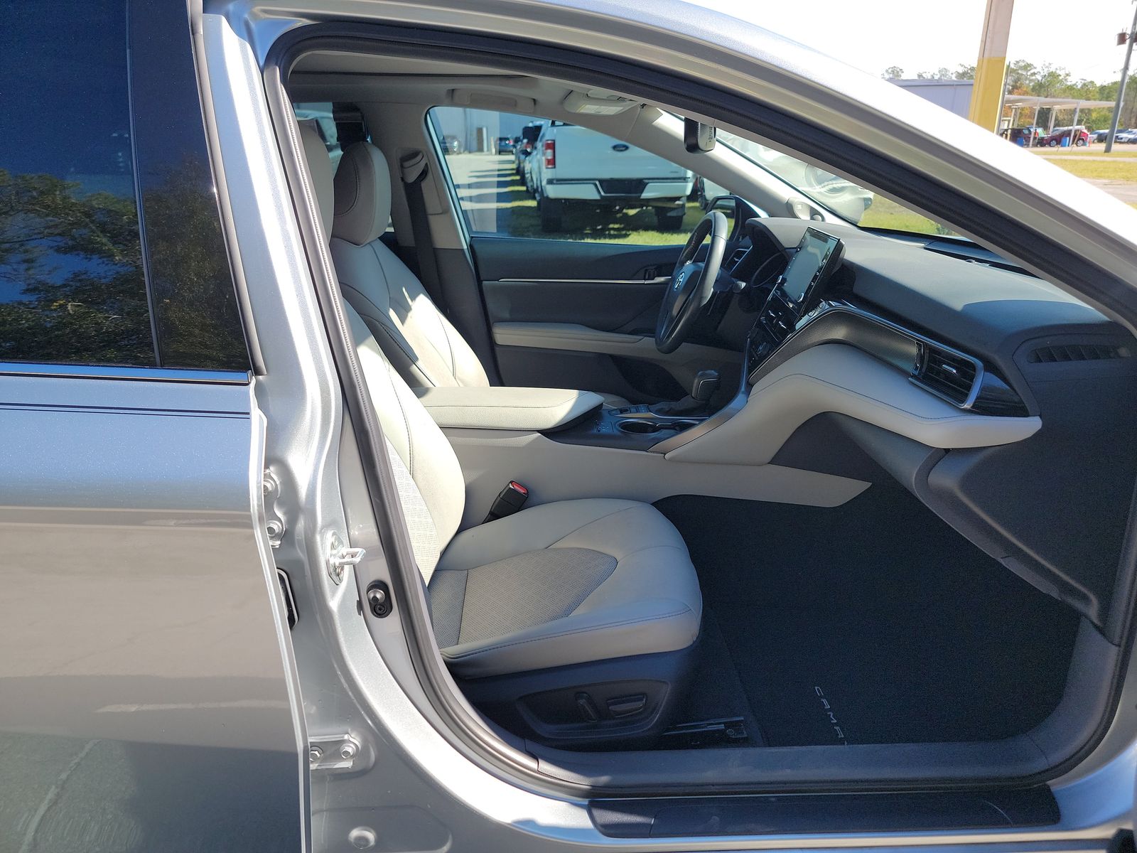 2024 Toyota Camry XSE FWD