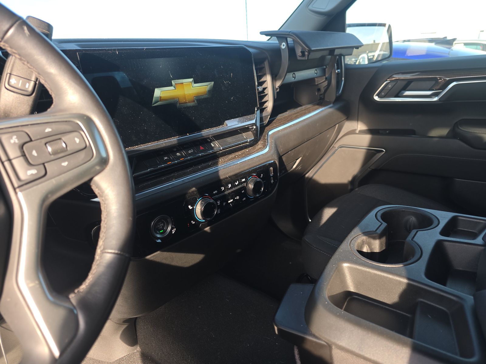 2022 Chevrolet Silverado 1500 LT AWD