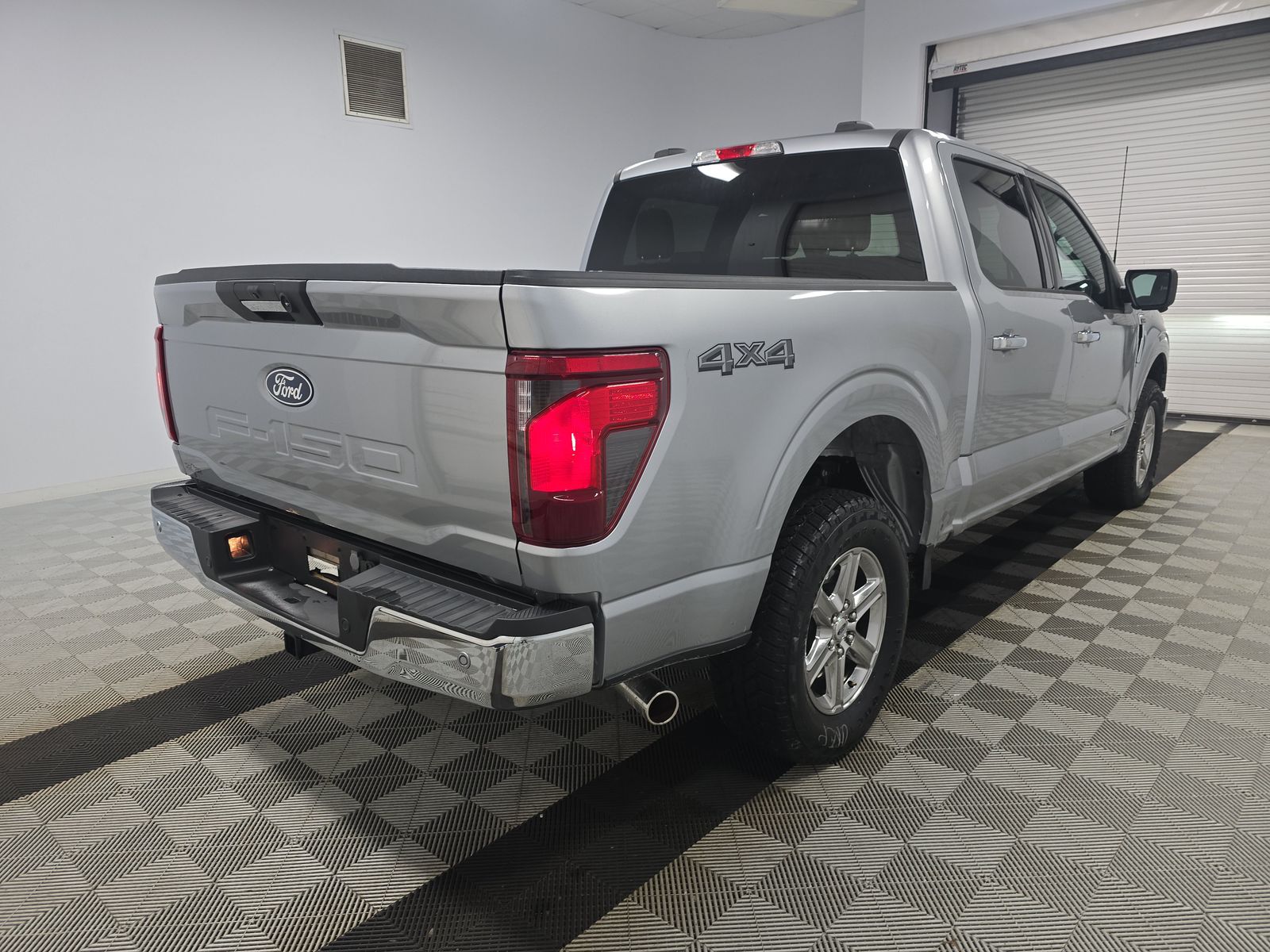 2024 Ford F-150 Hybrid XLT AWD