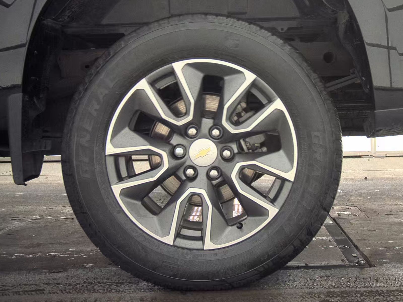 2023 Chevrolet Silverado 1500 LT AWD