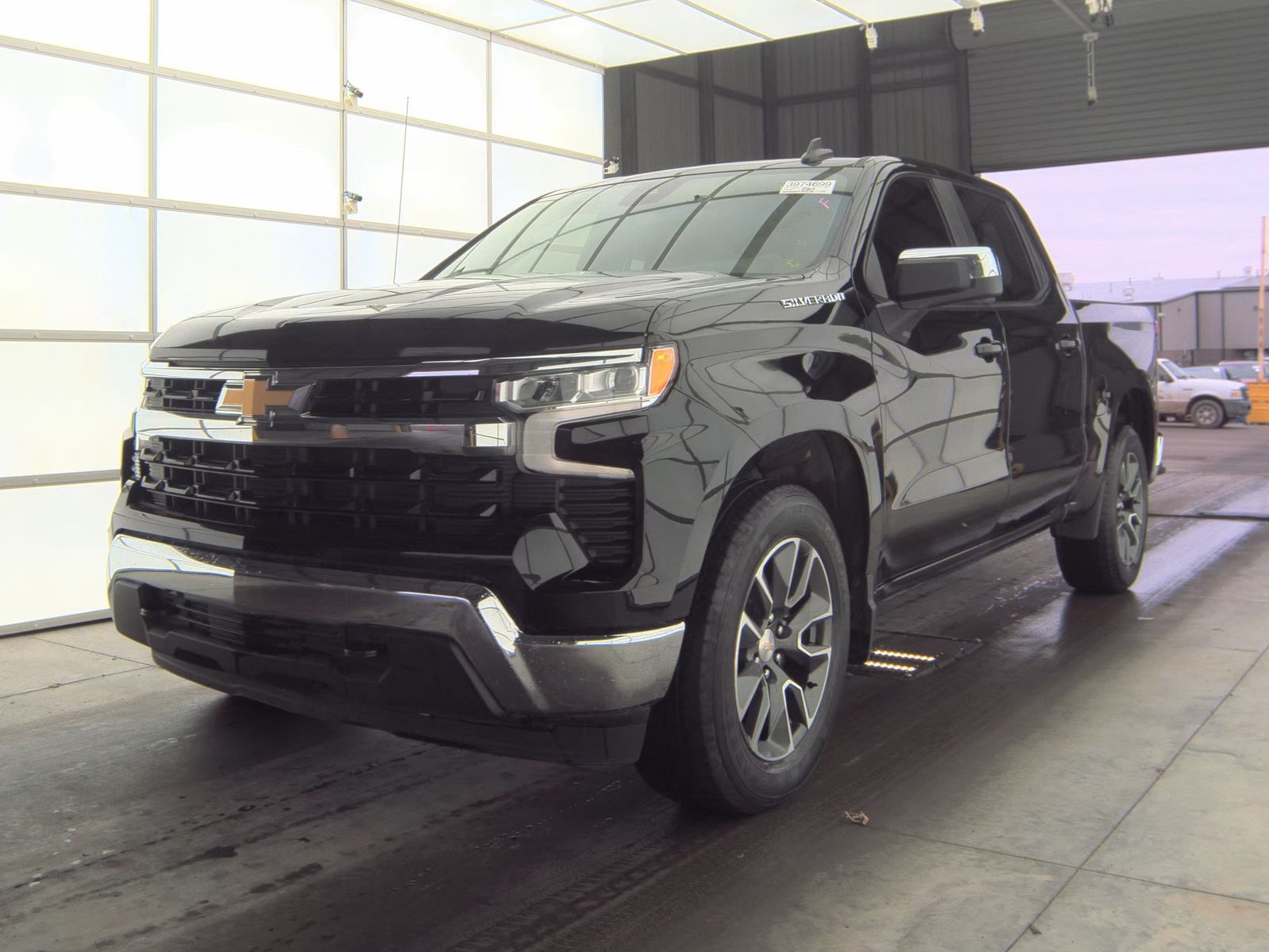 2023 Chevrolet Silverado 1500 LT AWD