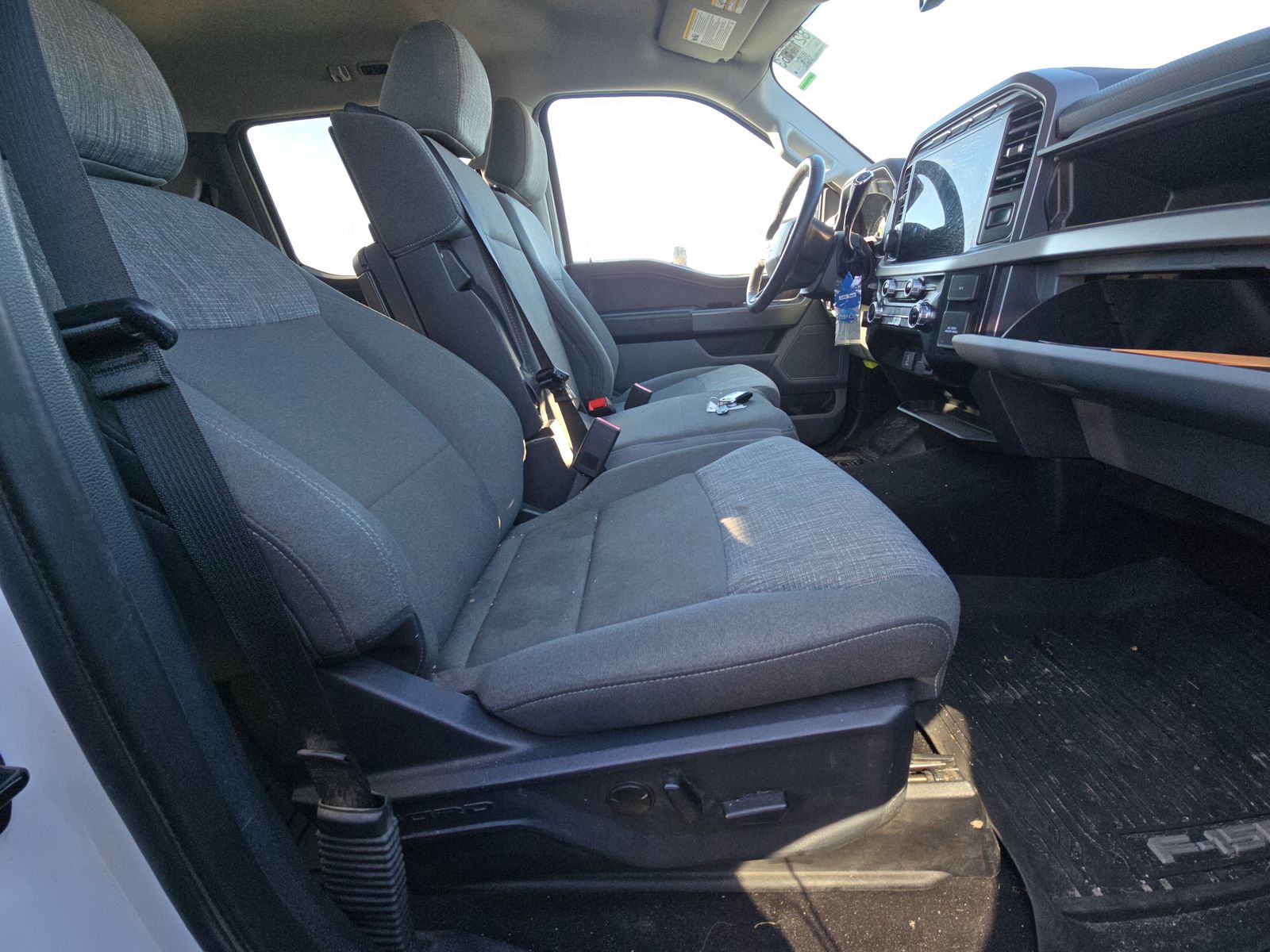 2023 Ford F-150 XLT AWD