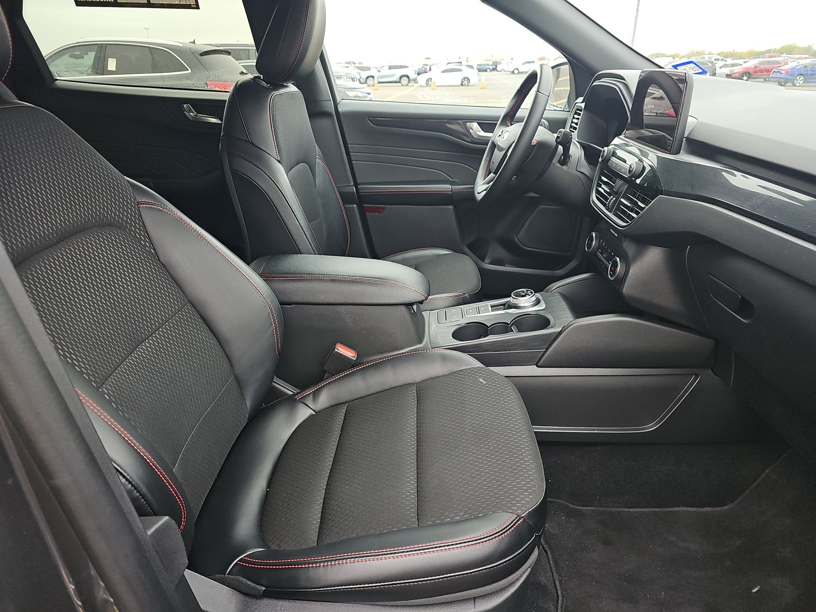 2025 Ford Escape ST-Line FWD