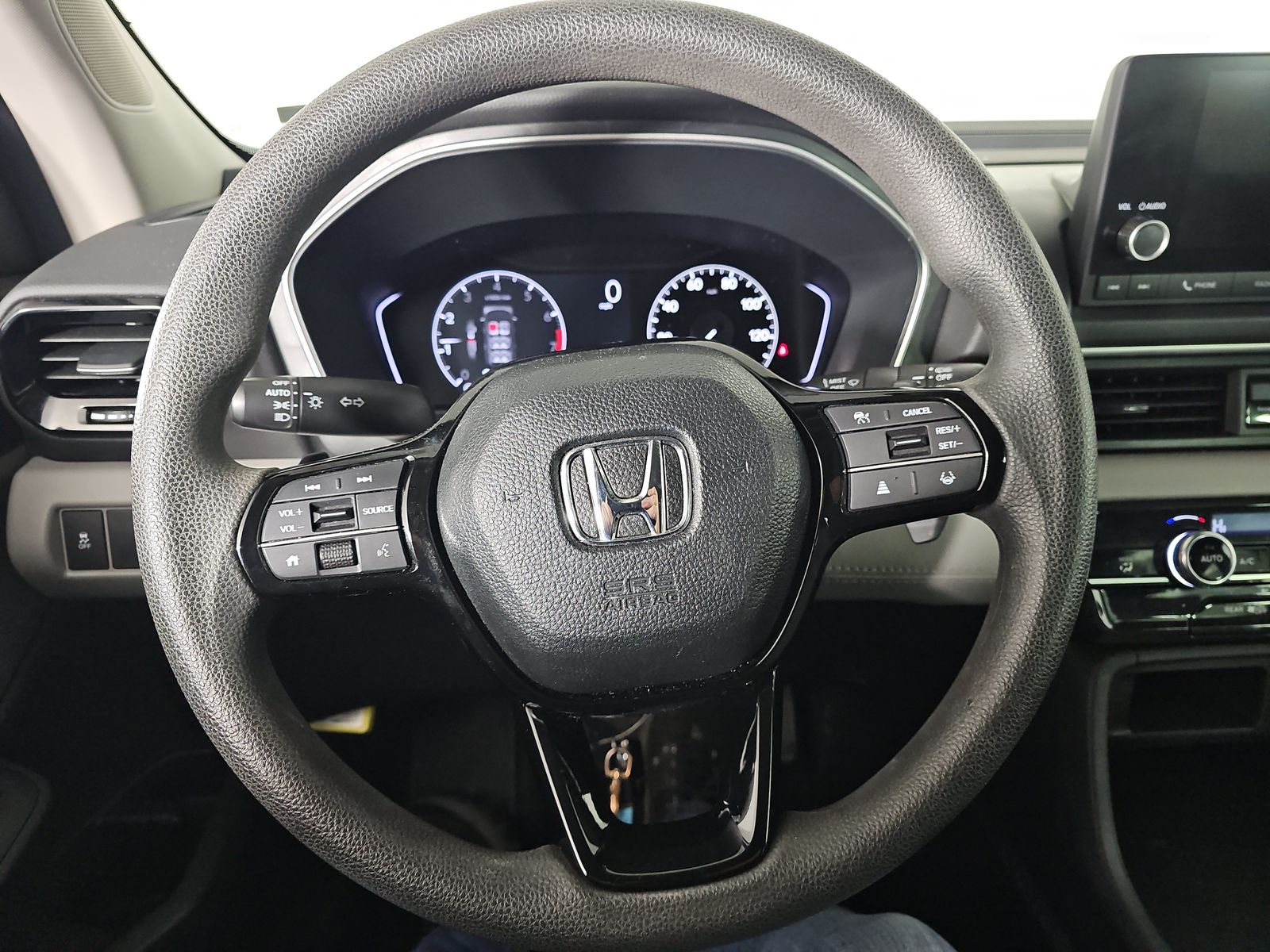 2023 Honda Pilot LX AWD