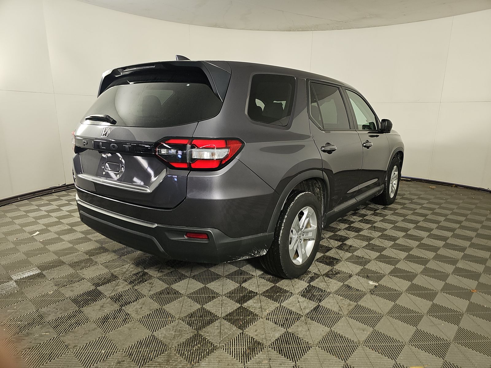 2023 Honda Pilot LX AWD