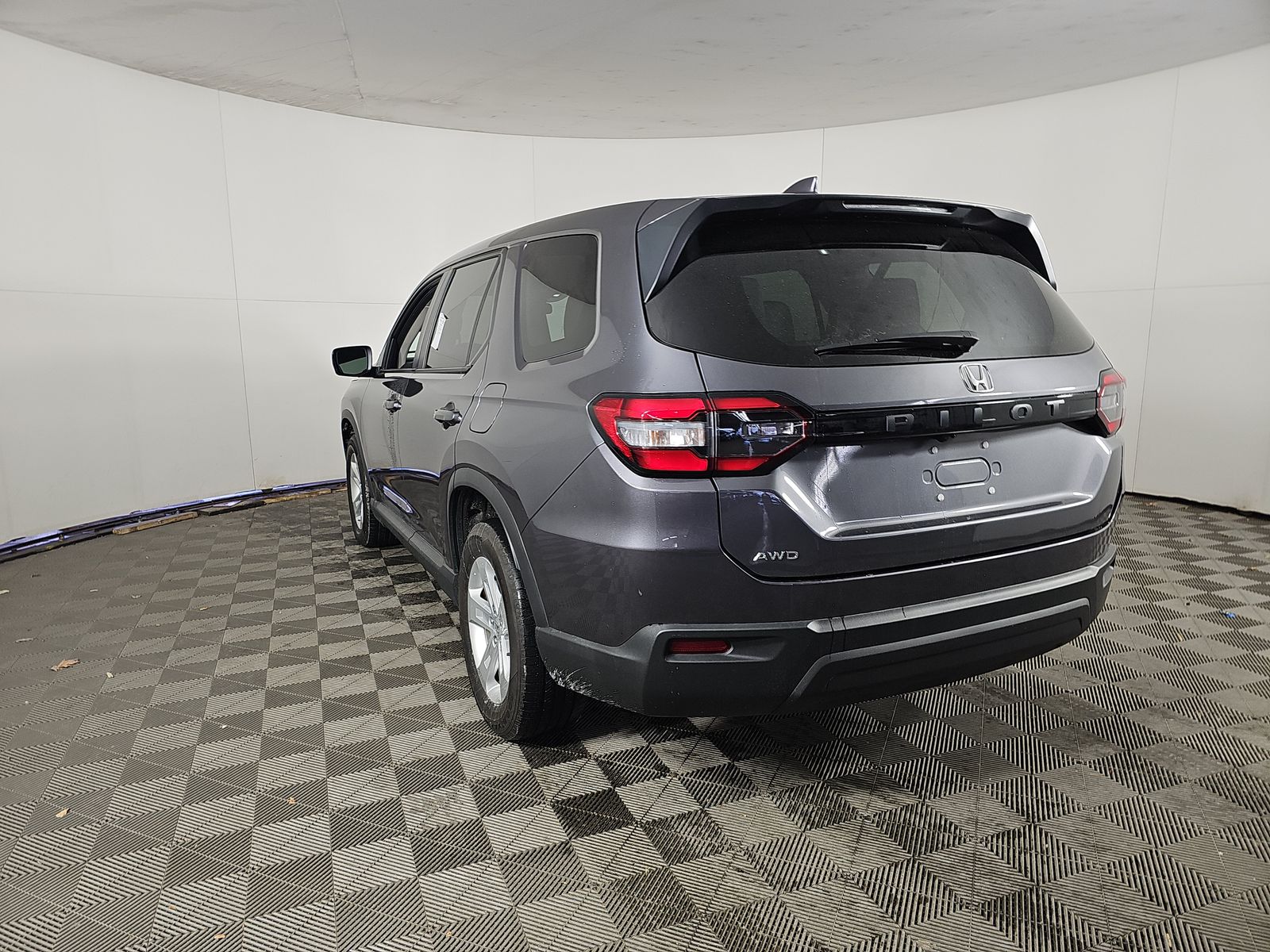 2023 Honda Pilot LX AWD