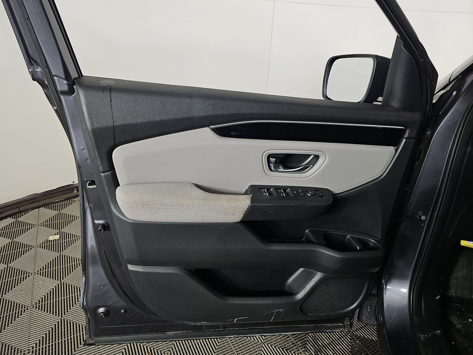 2023 Honda Pilot LX AWD