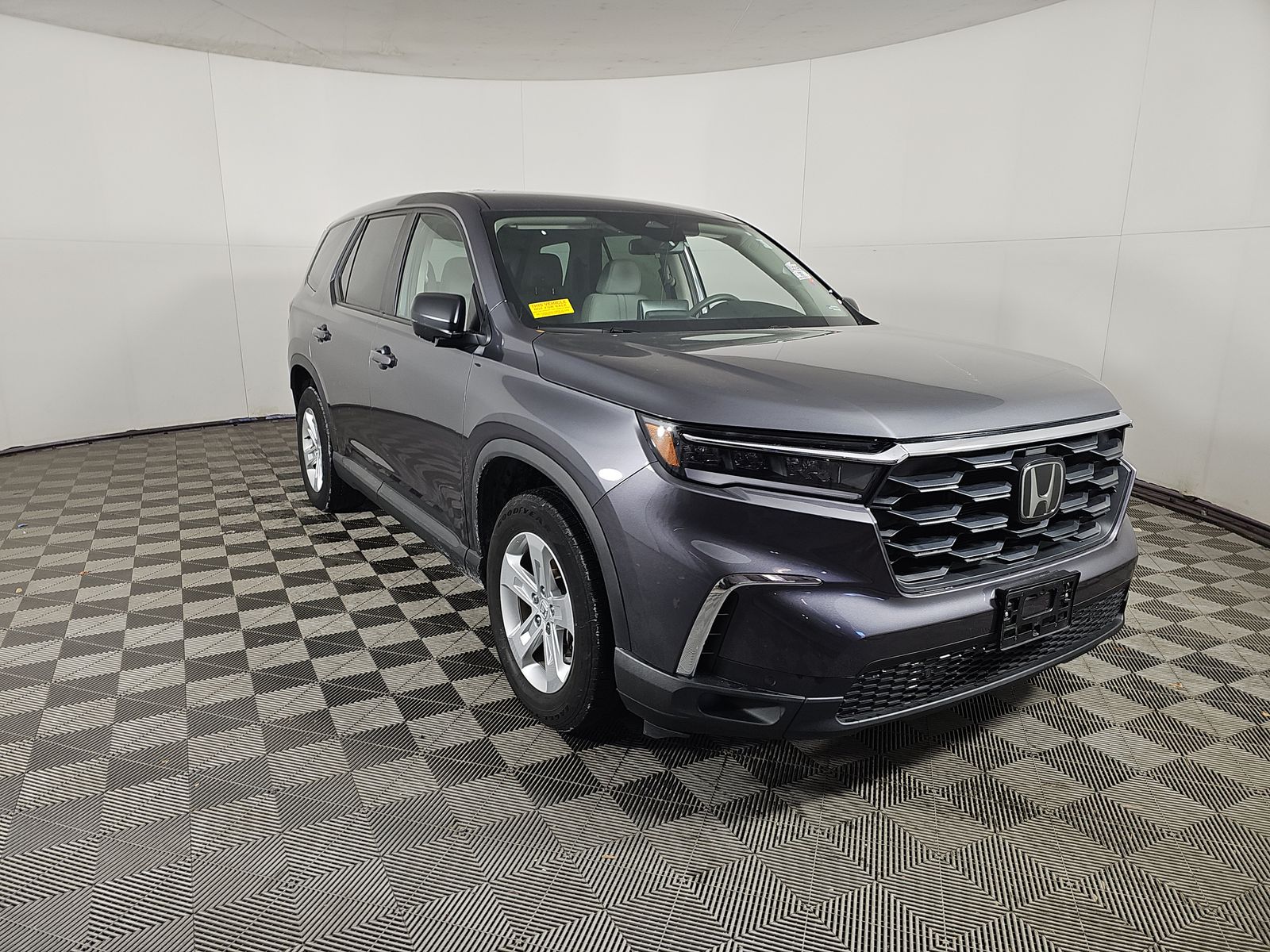 2023 Honda Pilot LX AWD