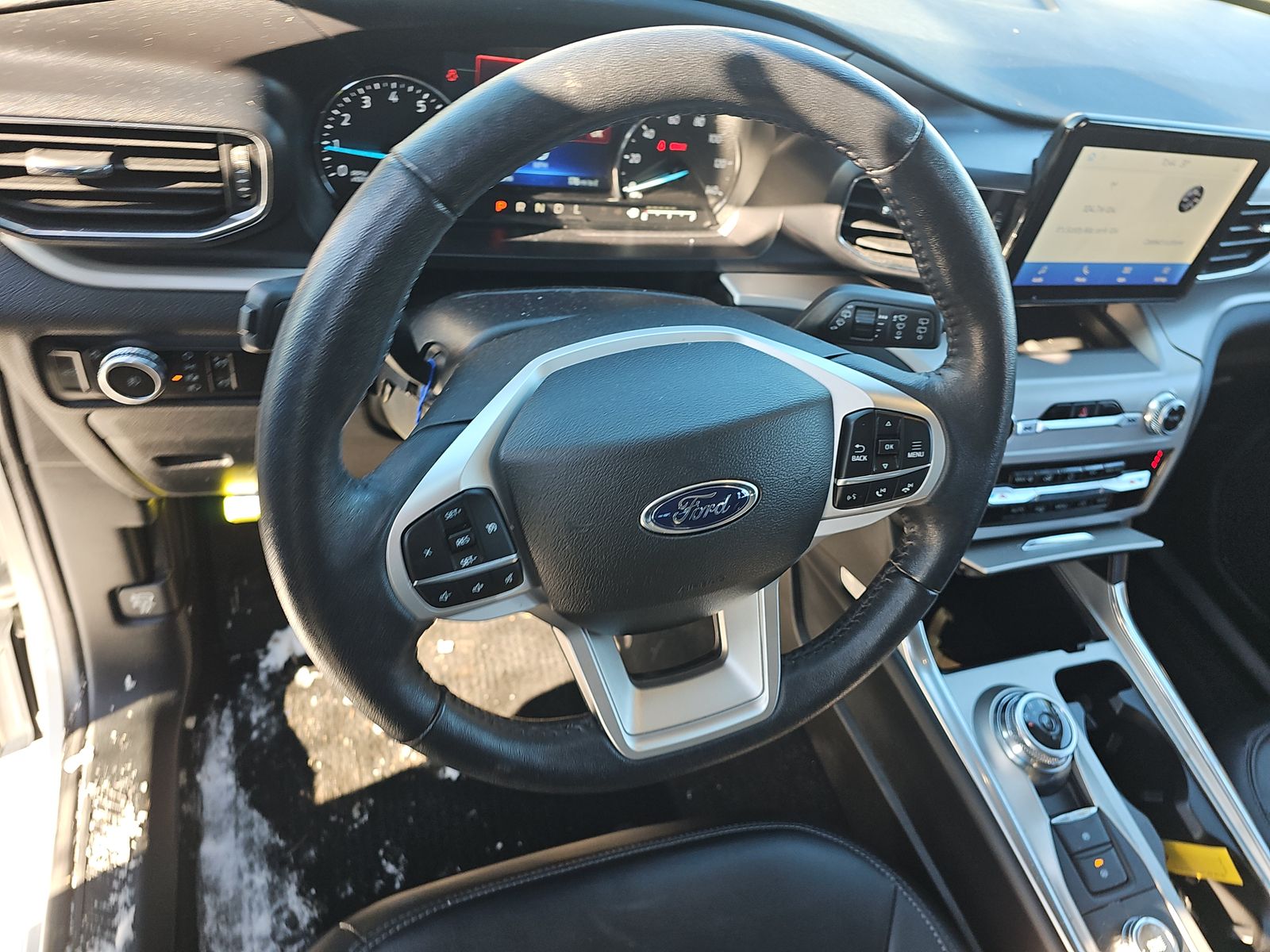 2023 Ford Explorer XLT AWD