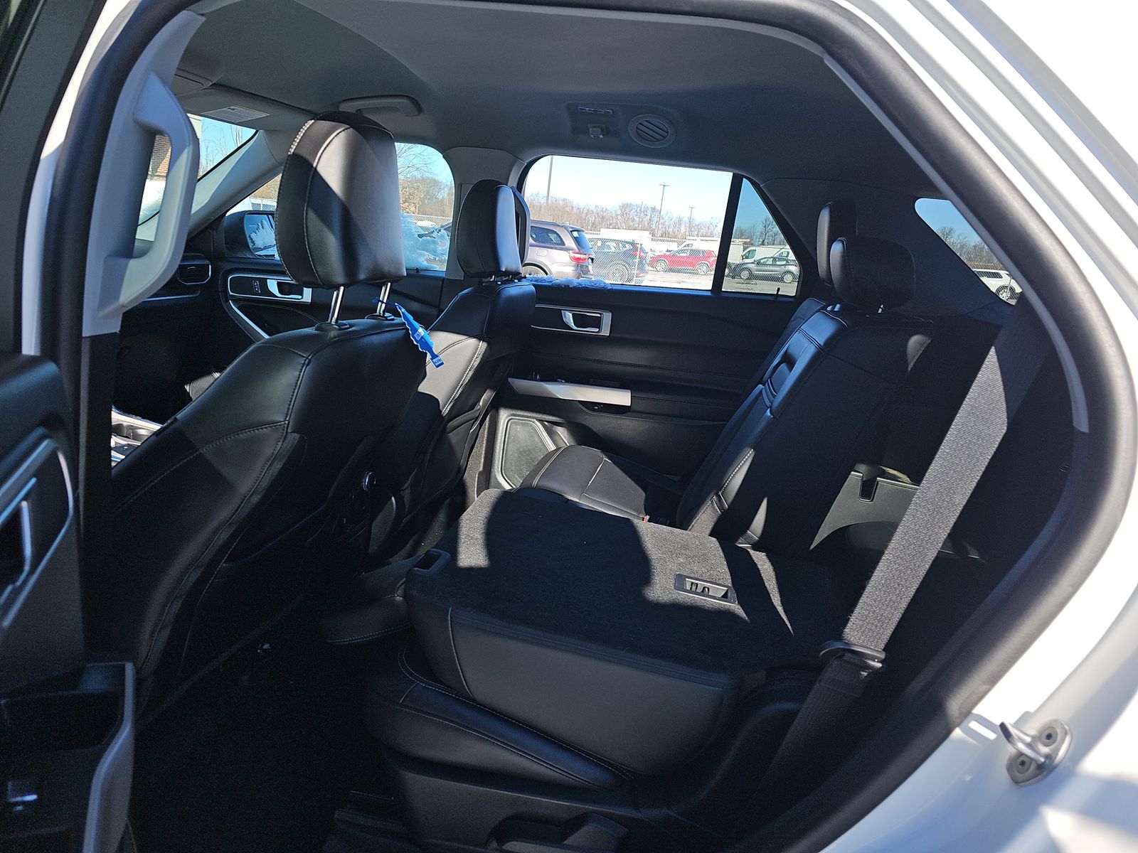 2023 Ford Explorer XLT AWD