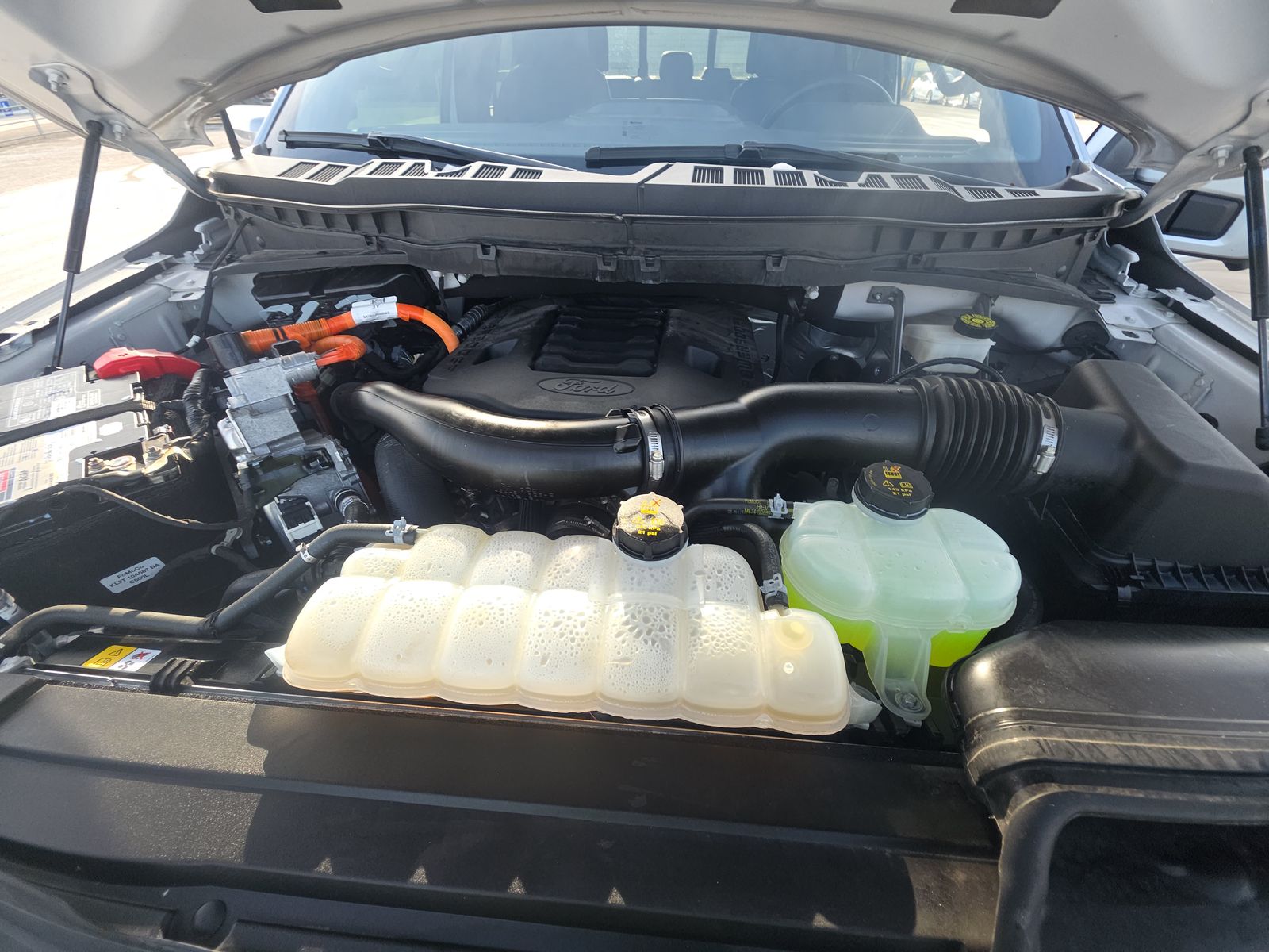 2023 Ford F-150 Hybrid Lariat AWD