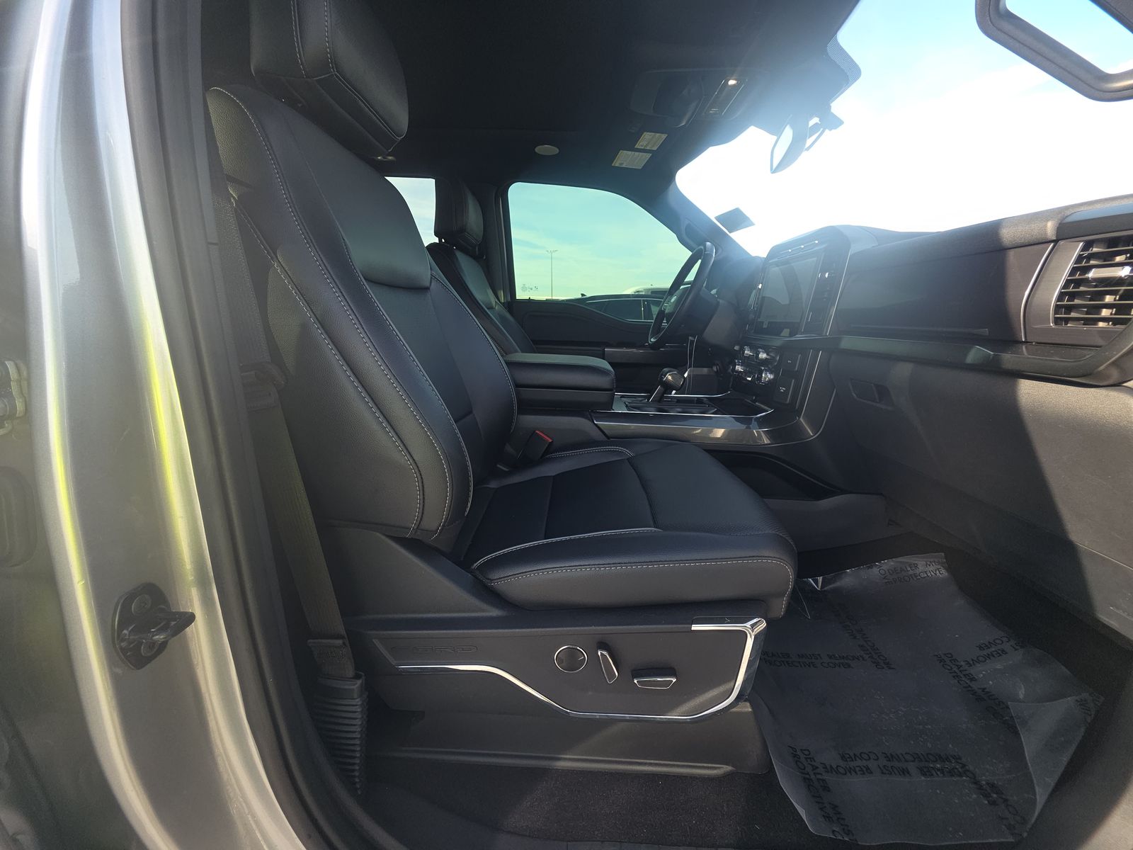 2023 Ford F-150 Hybrid Lariat AWD