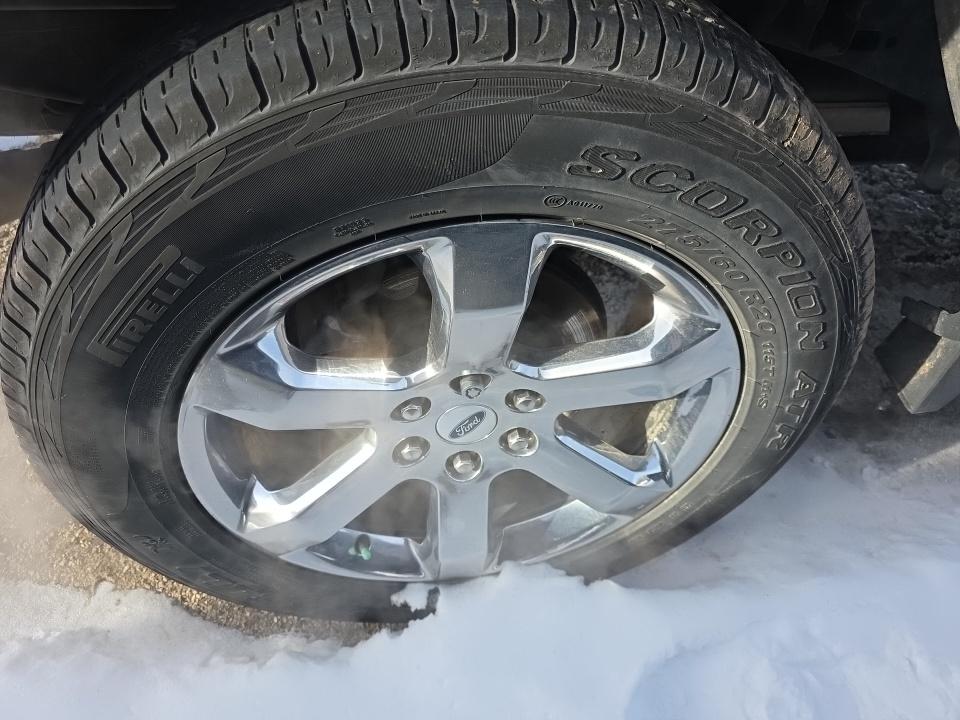 2023 Ford F-150 Lariat AWD