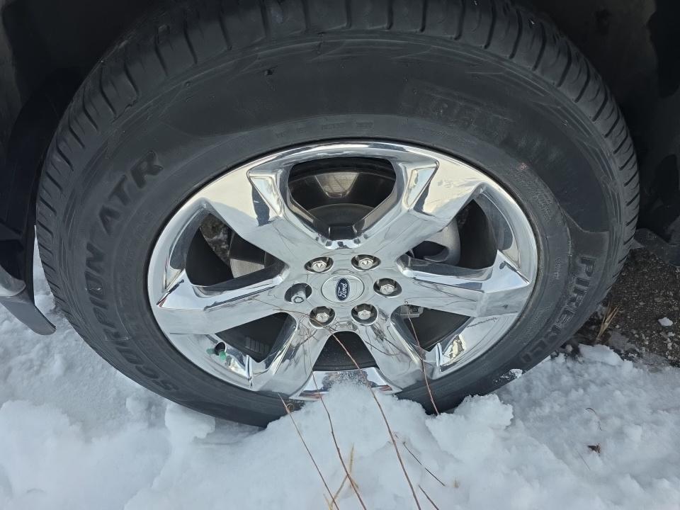 2023 Ford F-150 Lariat AWD