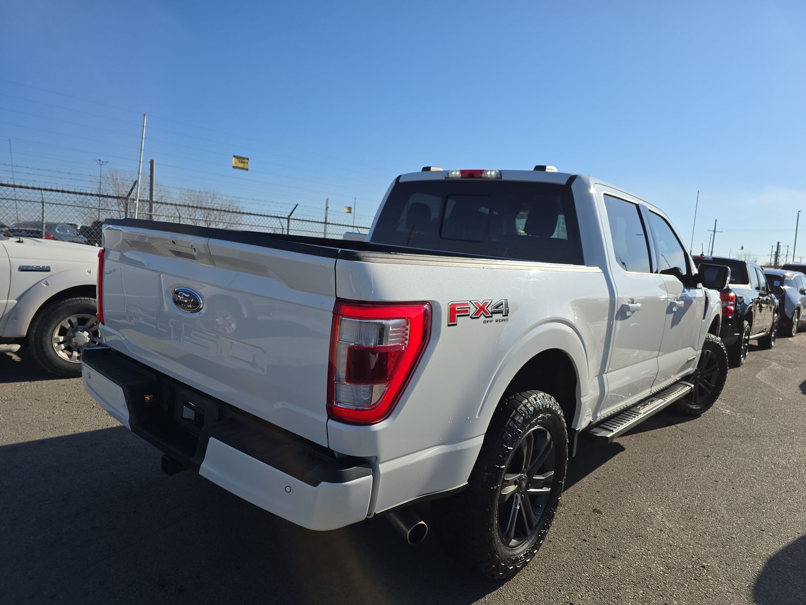 2022 Ford F-150 Hybrid Lariat AWD