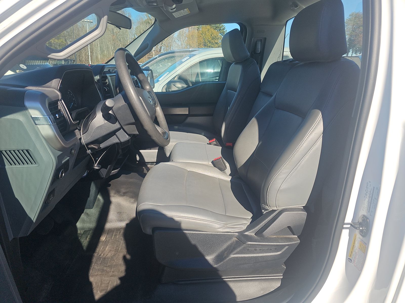 2022 Ford F-150 XL RWD