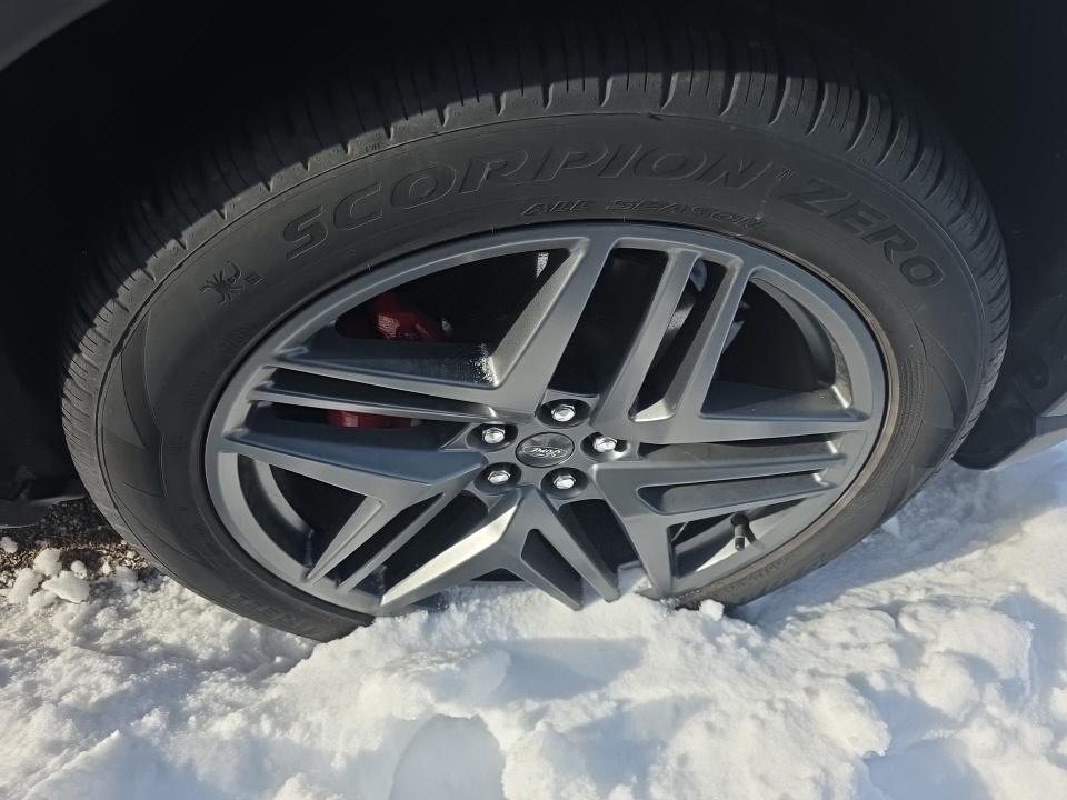 2025 Ford Explorer ST AWD