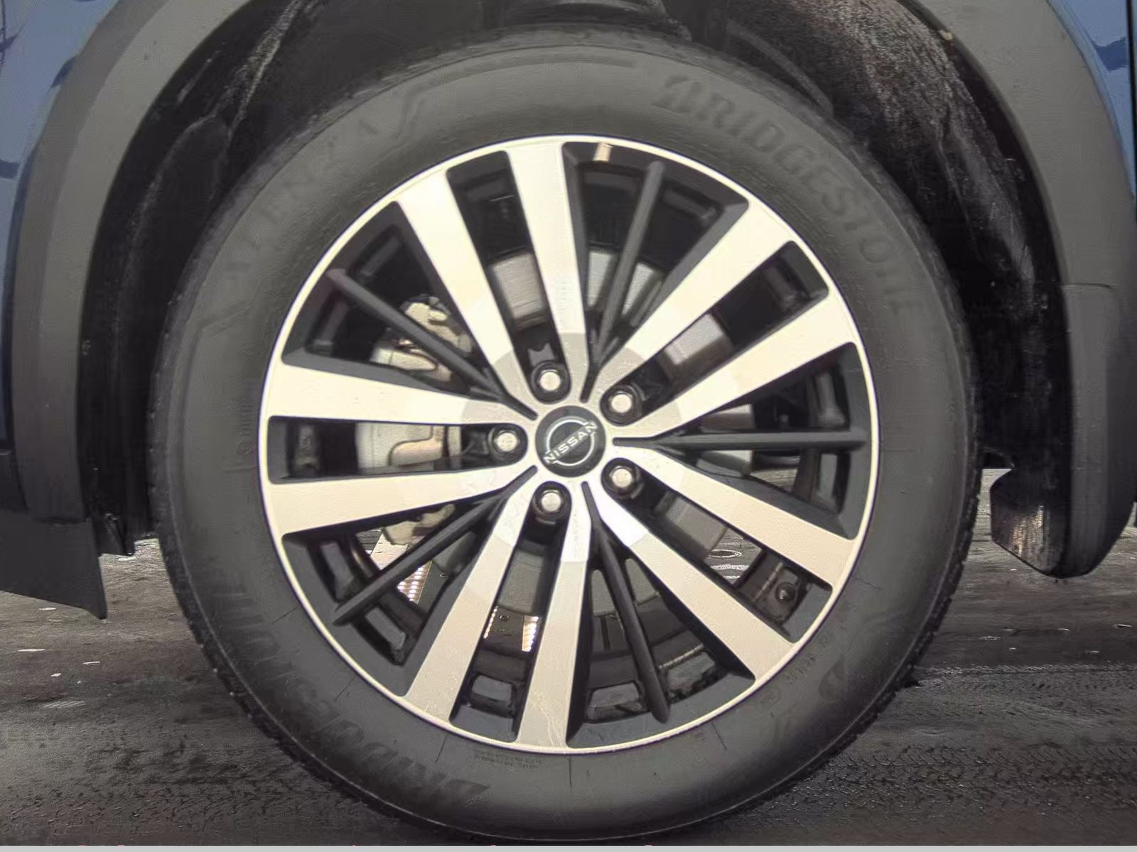 2024 Nissan Pathfinder Platinum FWD