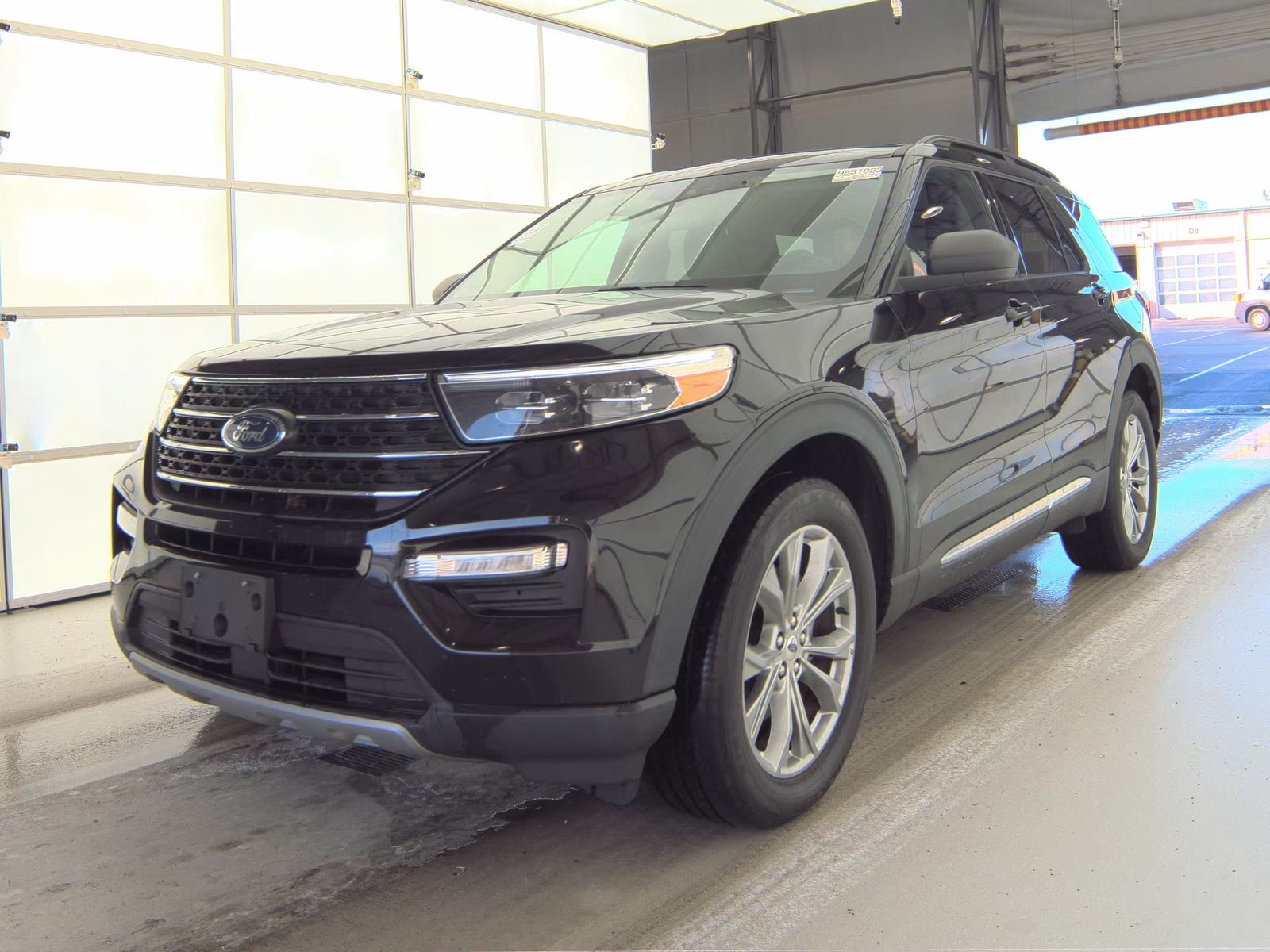 2022 Ford Explorer XLT AWD