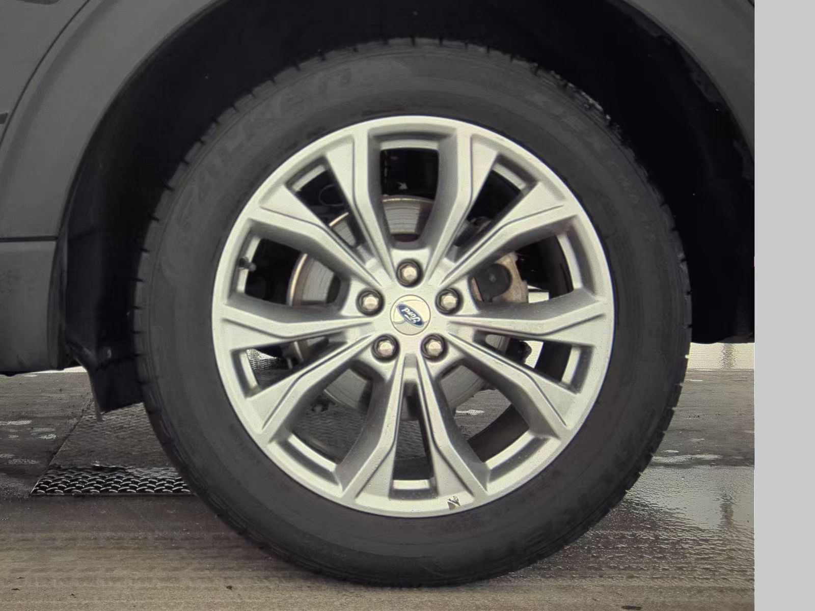 2022 Ford Explorer XLT AWD