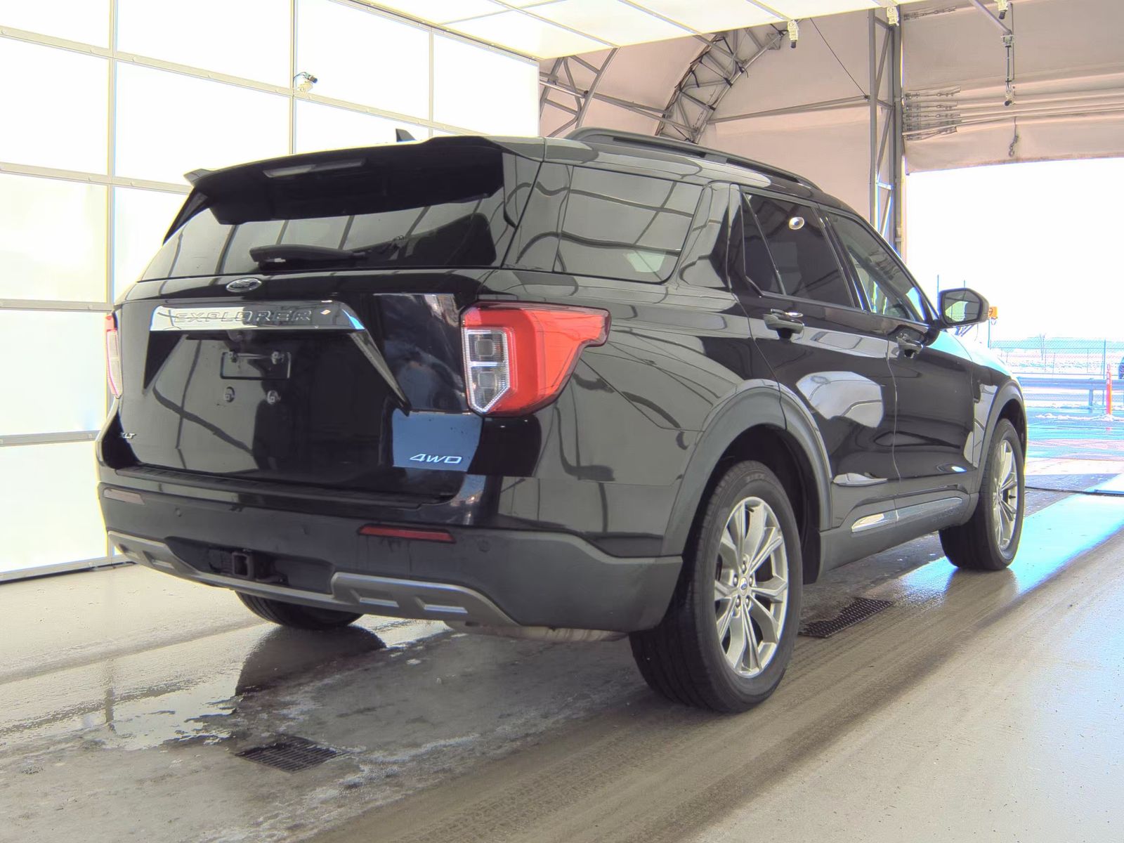 2022 Ford Explorer XLT AWD