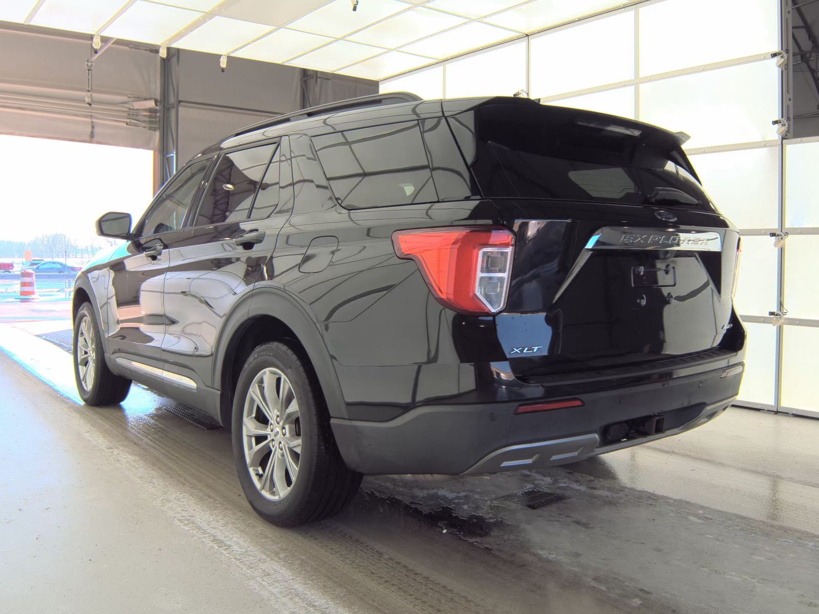 2022 Ford Explorer XLT AWD